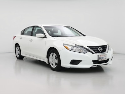 White 2018 Nissan Altima S