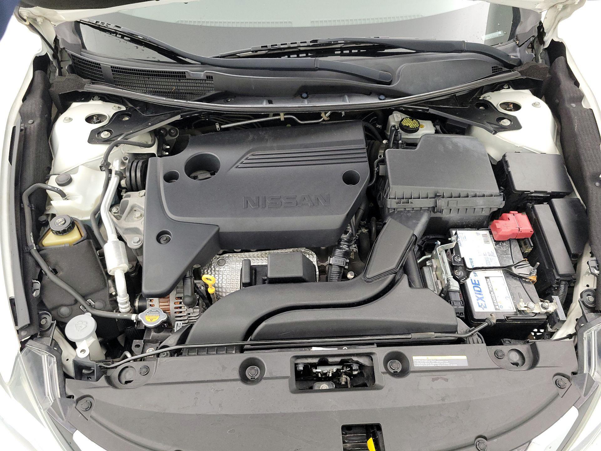 Thumbnail: 2018 Nissan Altima - 20