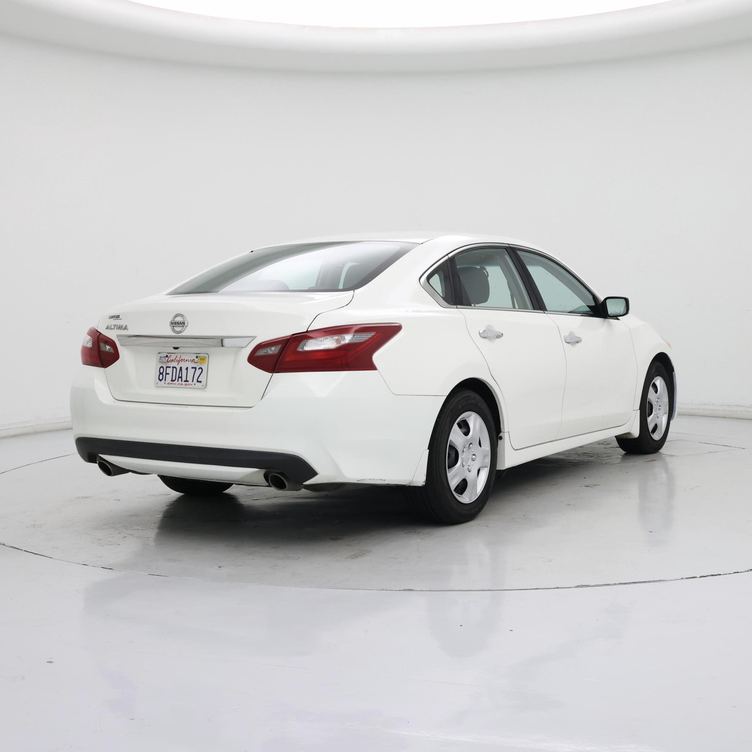 Thumbnail: 2018 Nissan Altima - 8