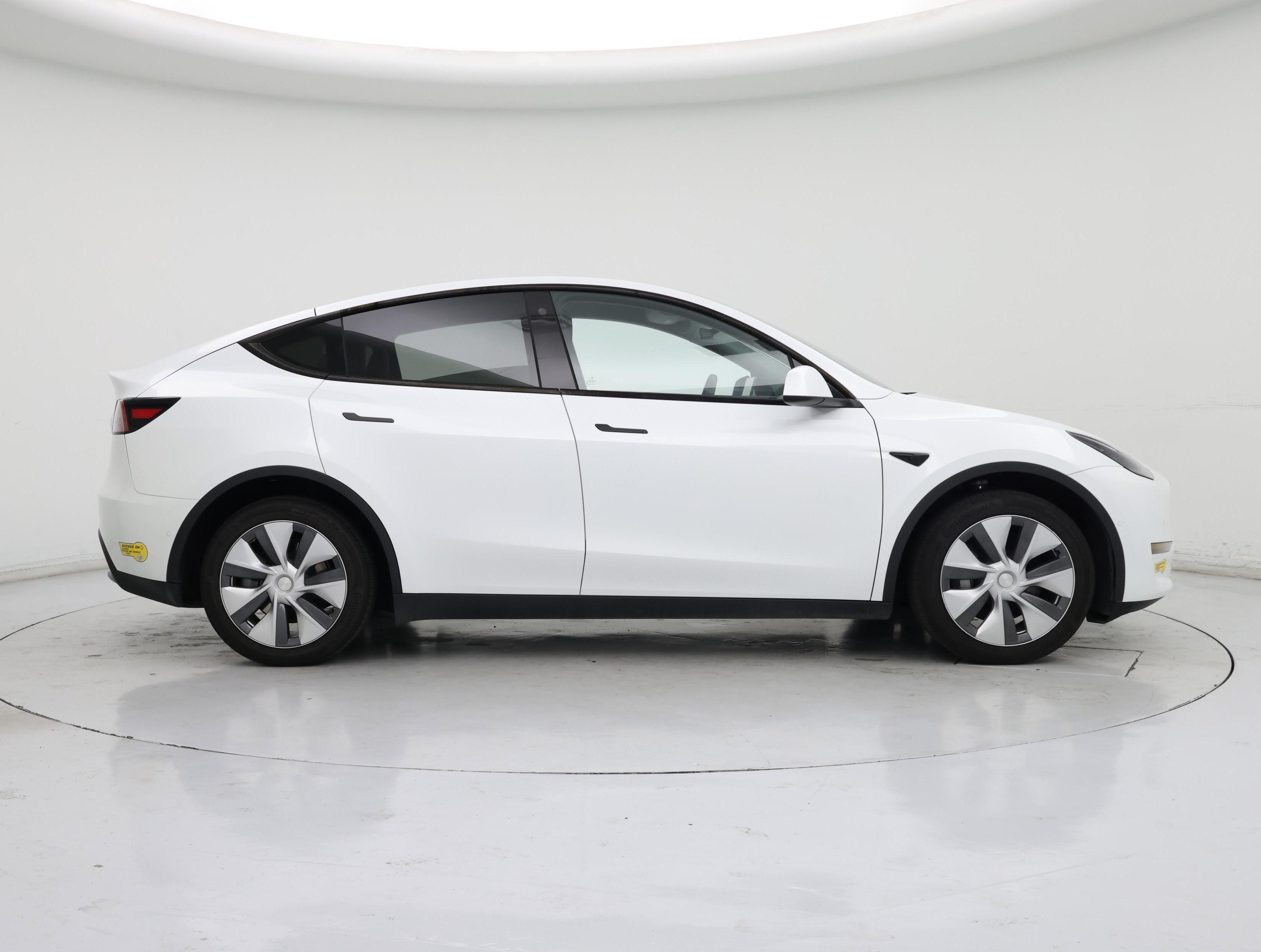 Thumbnail: 2022 Tesla Model Y - 7
