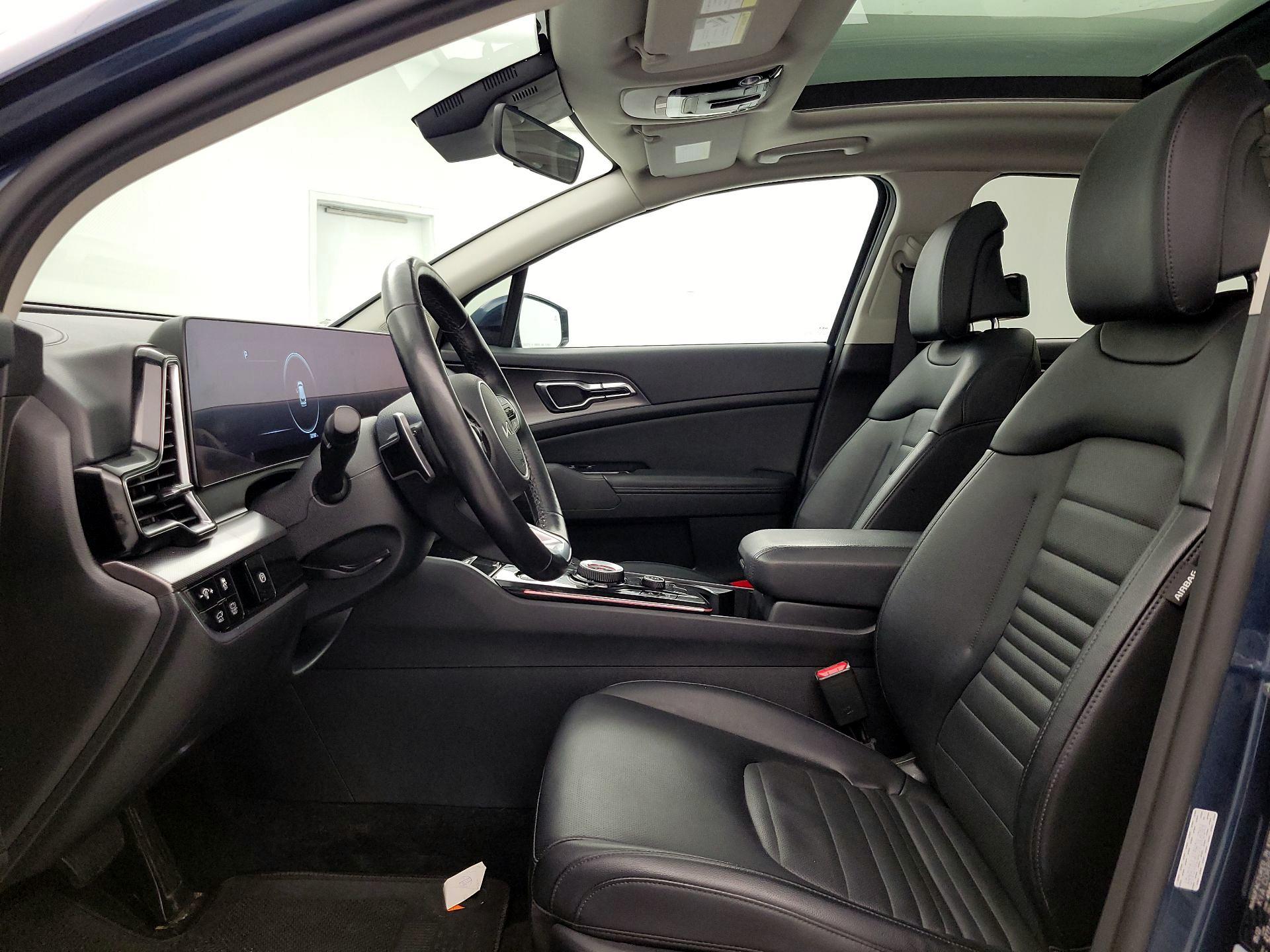 Thumbnail: 2023 Kia Sportage - 11