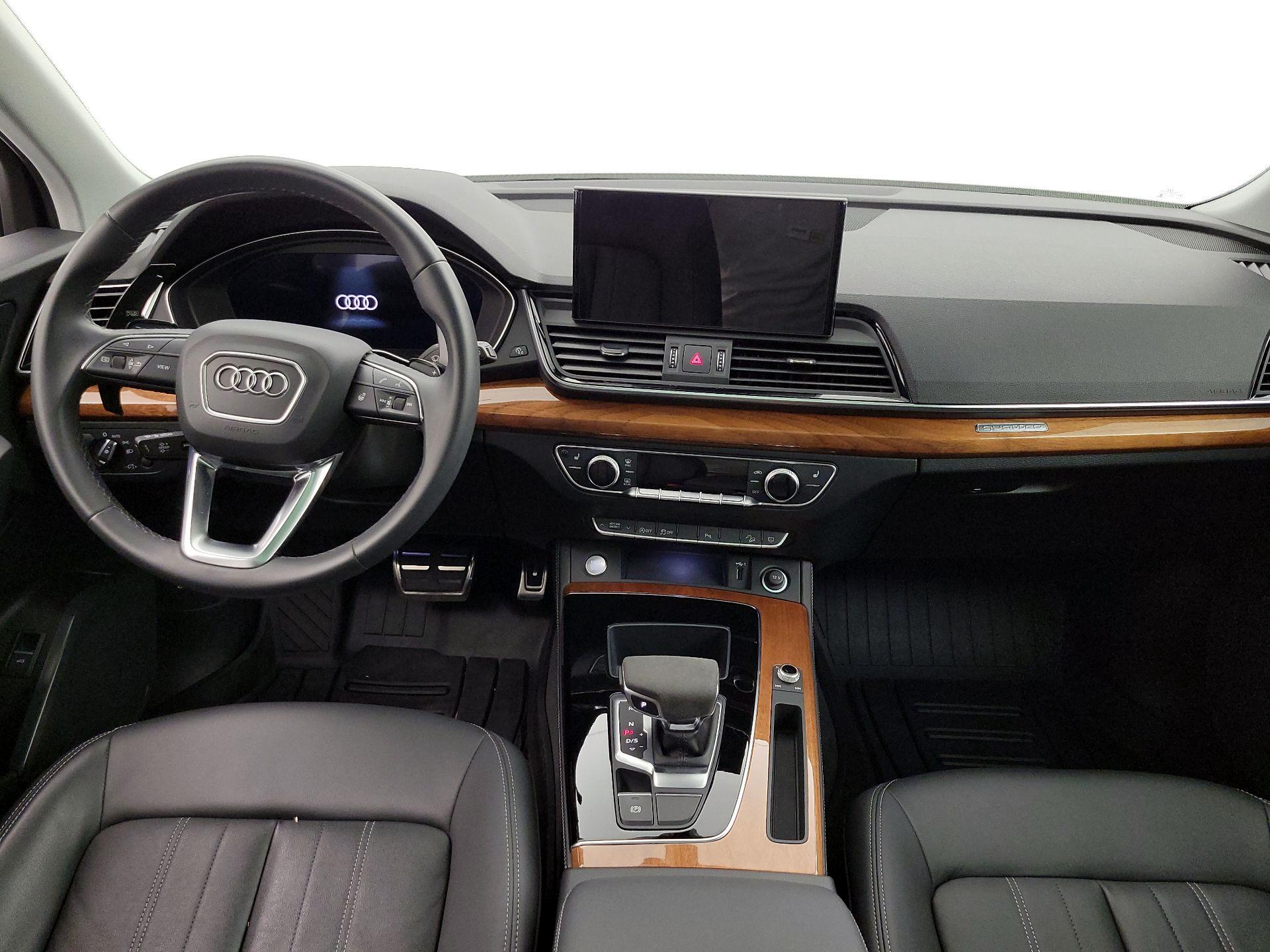 Thumbnail: 2022 Audi Q5 - 9