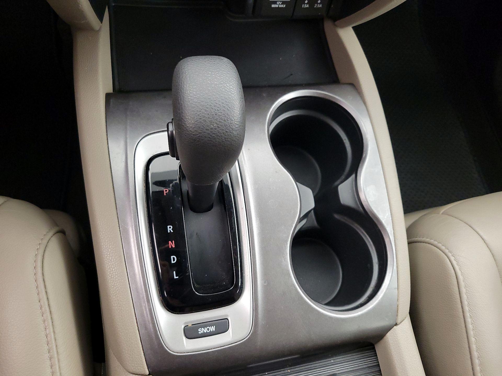 Thumbnail: 2016 Honda Pilot - 18