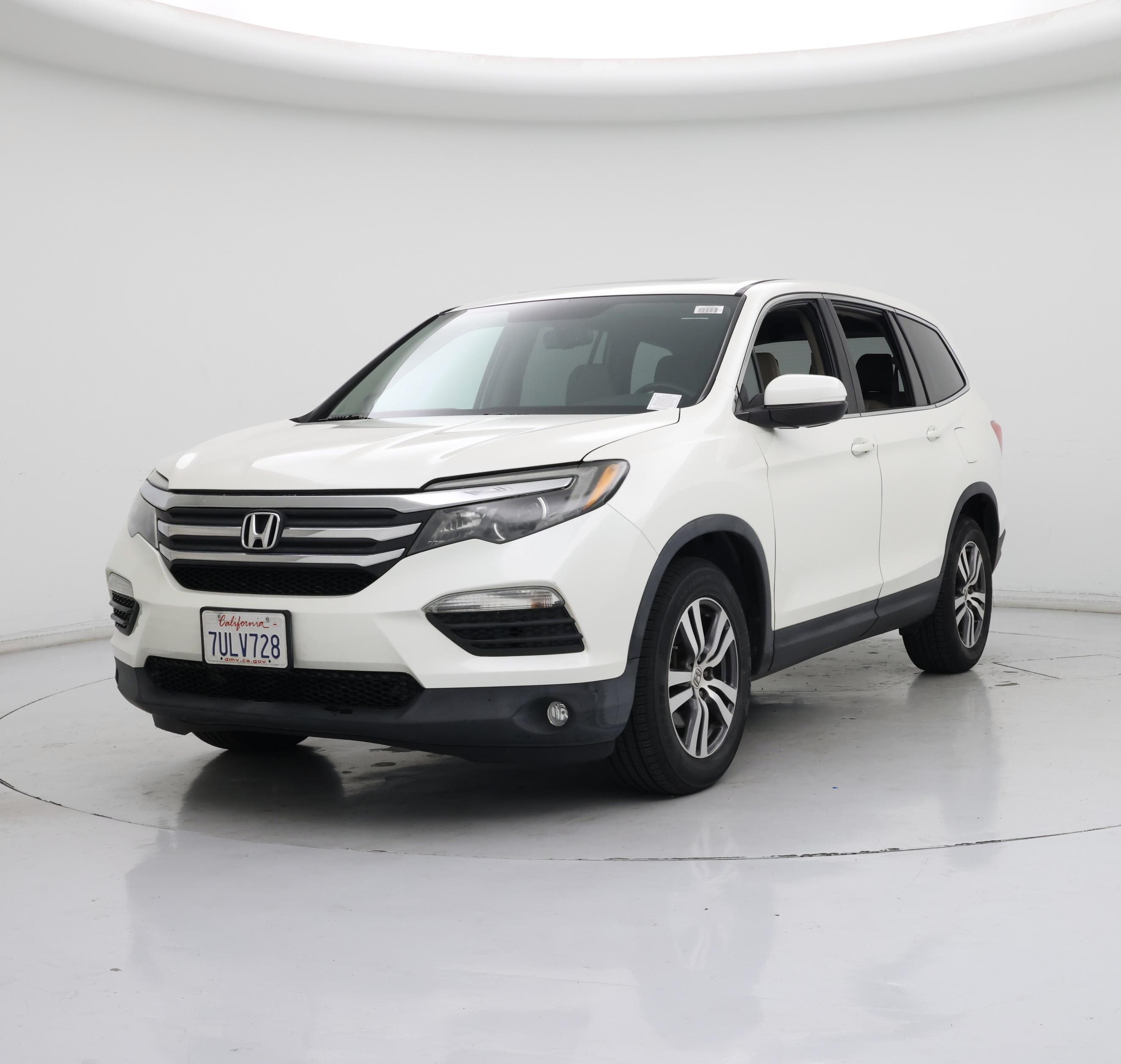 Thumbnail: 2016 Honda Pilot - 4