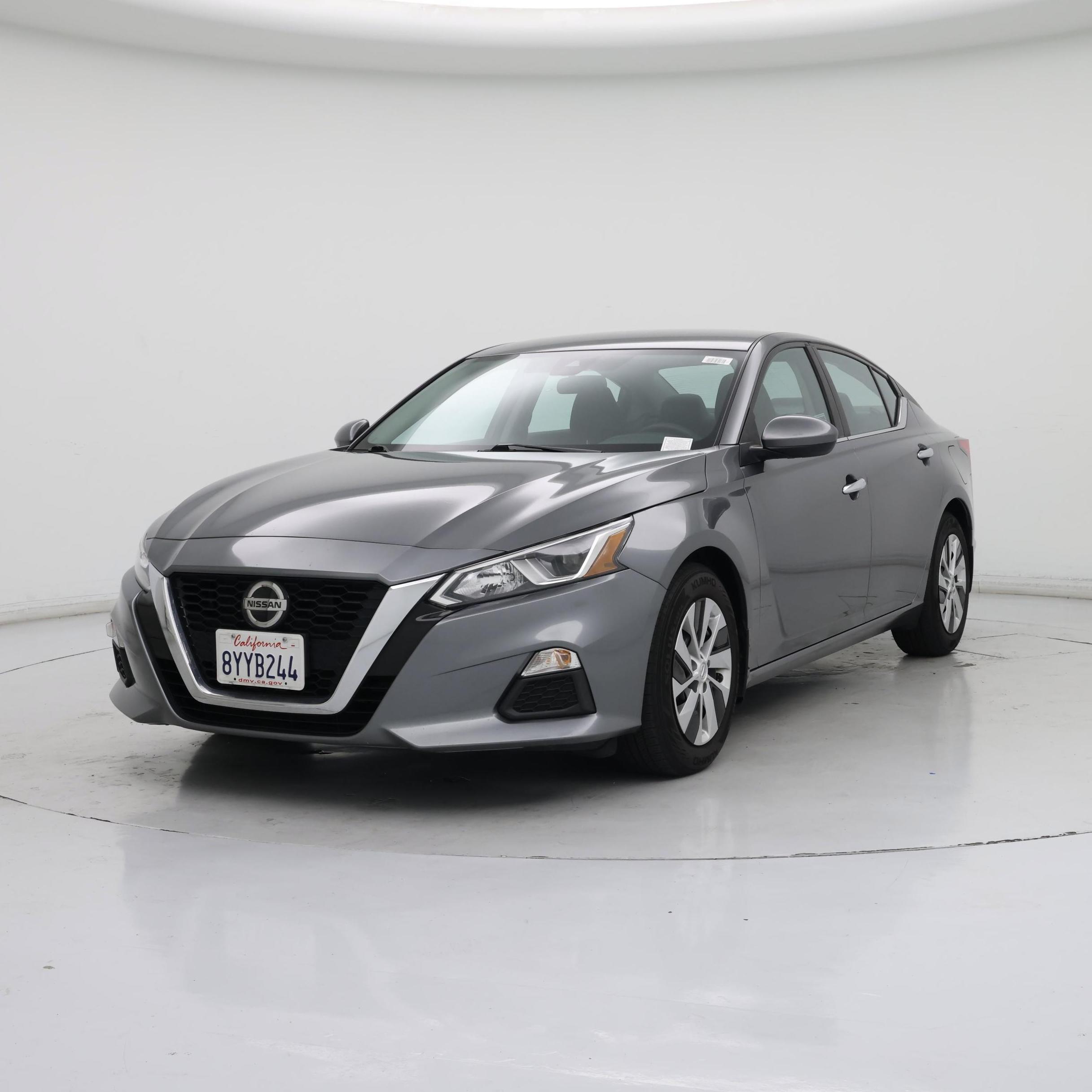 Thumbnail: 2021 Nissan Altima - 4
