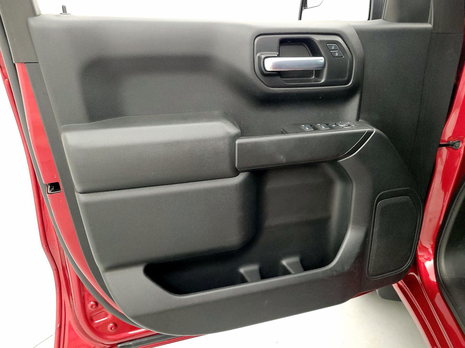 Thumbnail: 2021 Chevrolet Silverado 1500 - 12