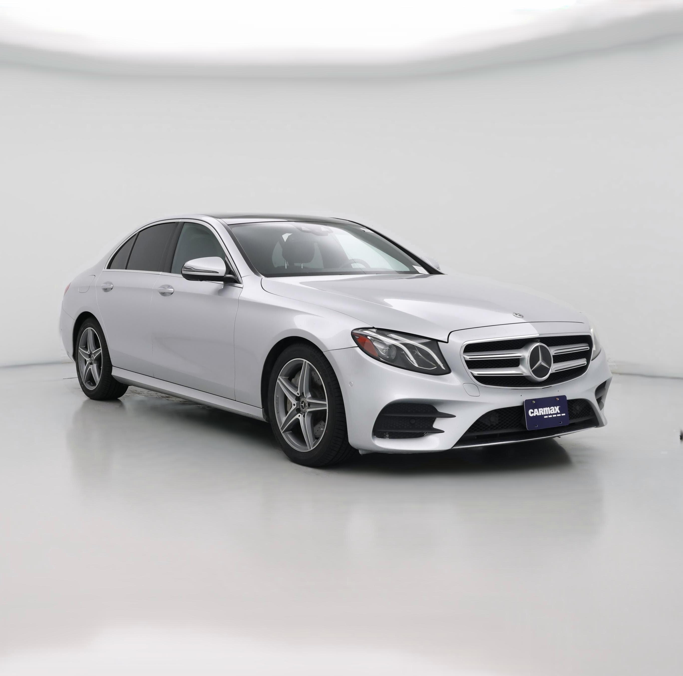 Thumbnail: 2019 Mercedes-Benz E-Class - 1
