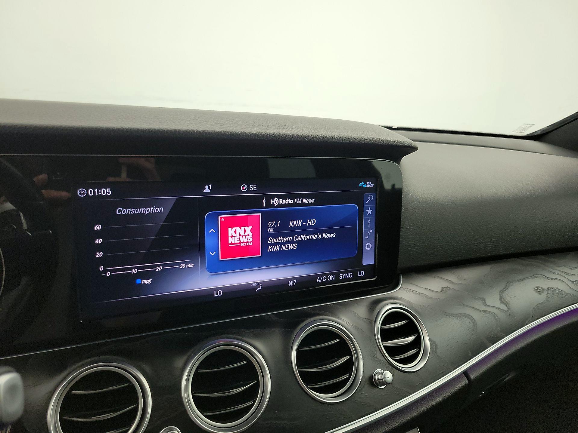 Thumbnail: 2019 Mercedes-Benz E-Class - 16