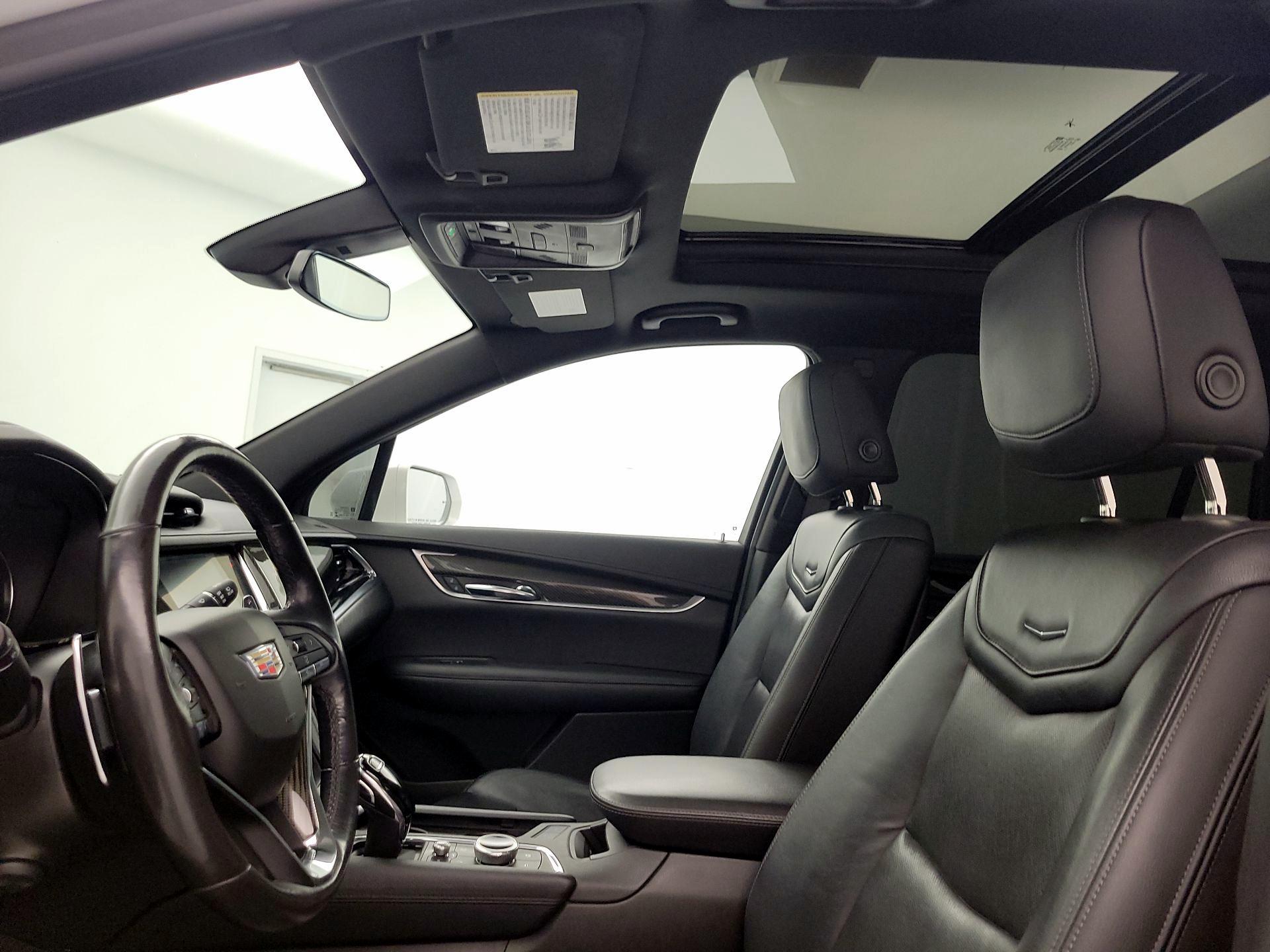Thumbnail: 2020 Cadillac XT6 - 19