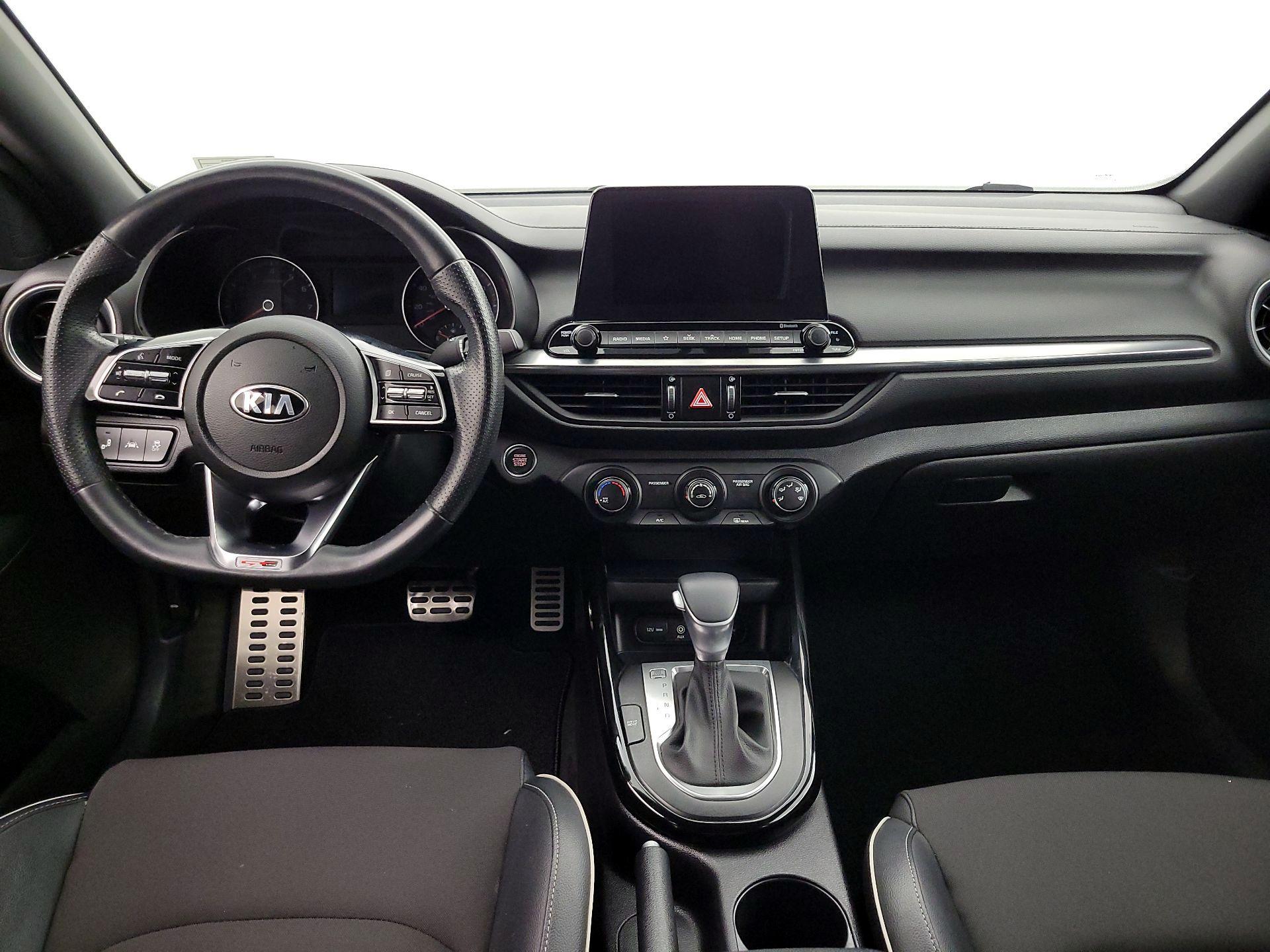 Thumbnail: 2020 Kia Forte - 9