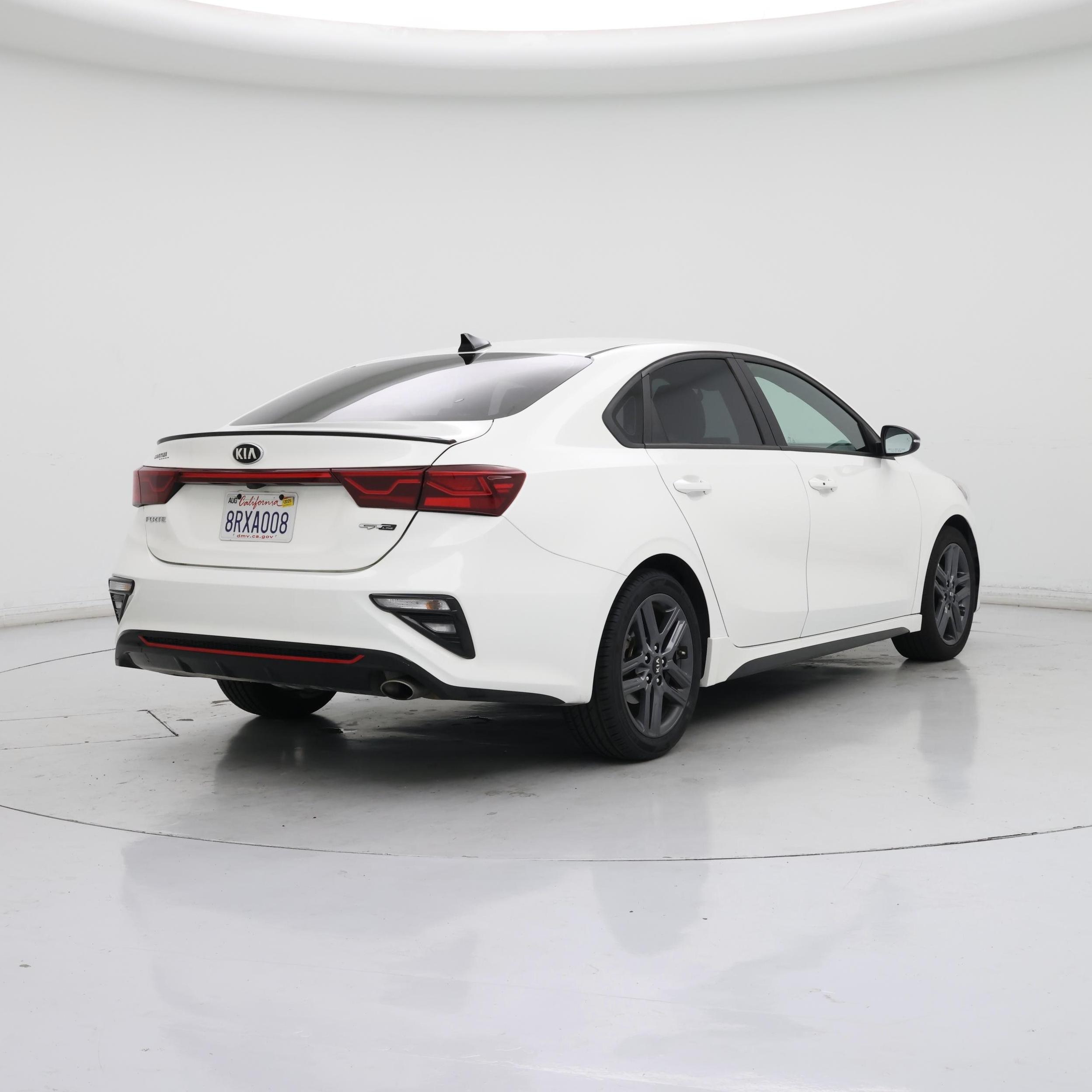 Thumbnail: 2020 Kia Forte - 8
