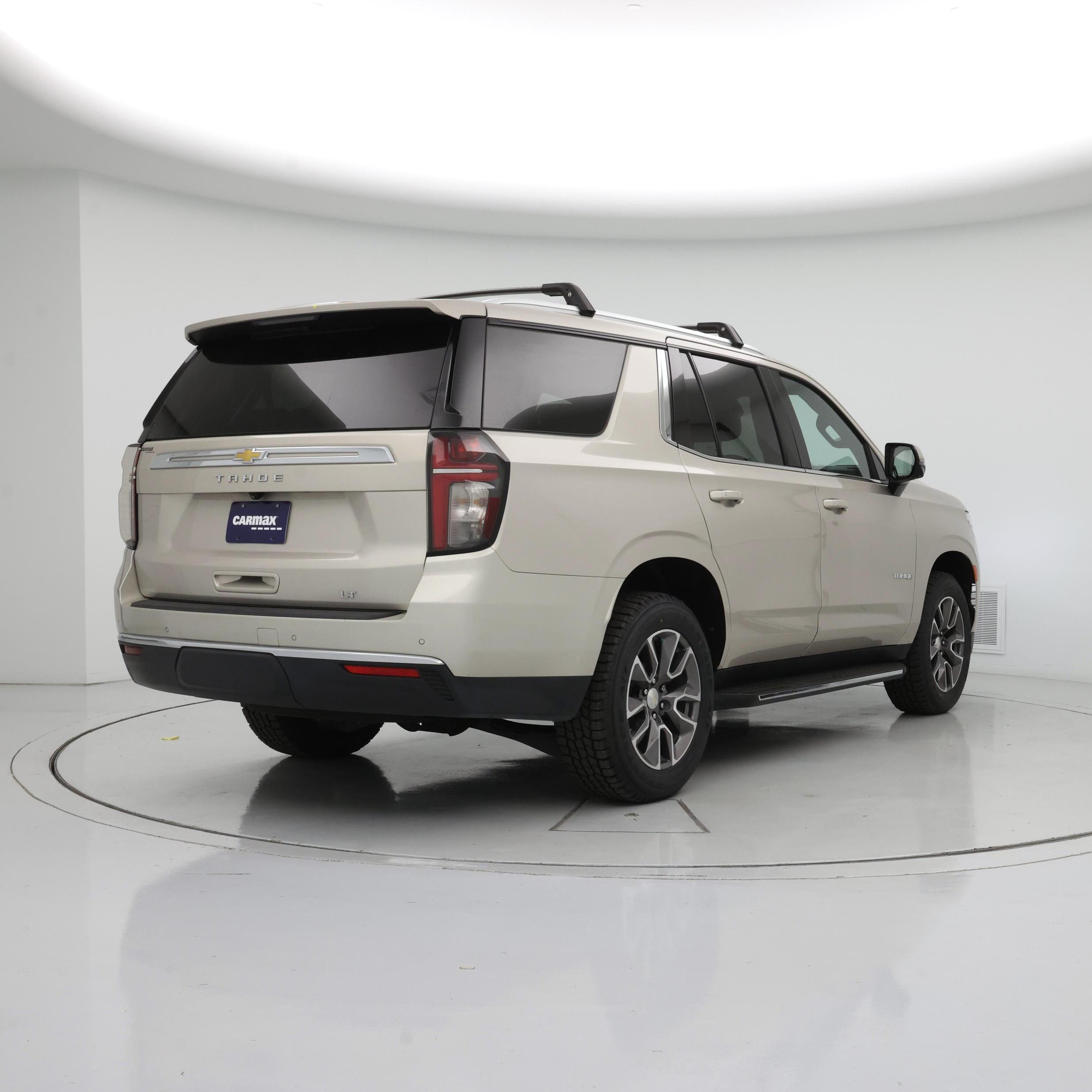 Thumbnail: 2023 Chevrolet Tahoe - 8