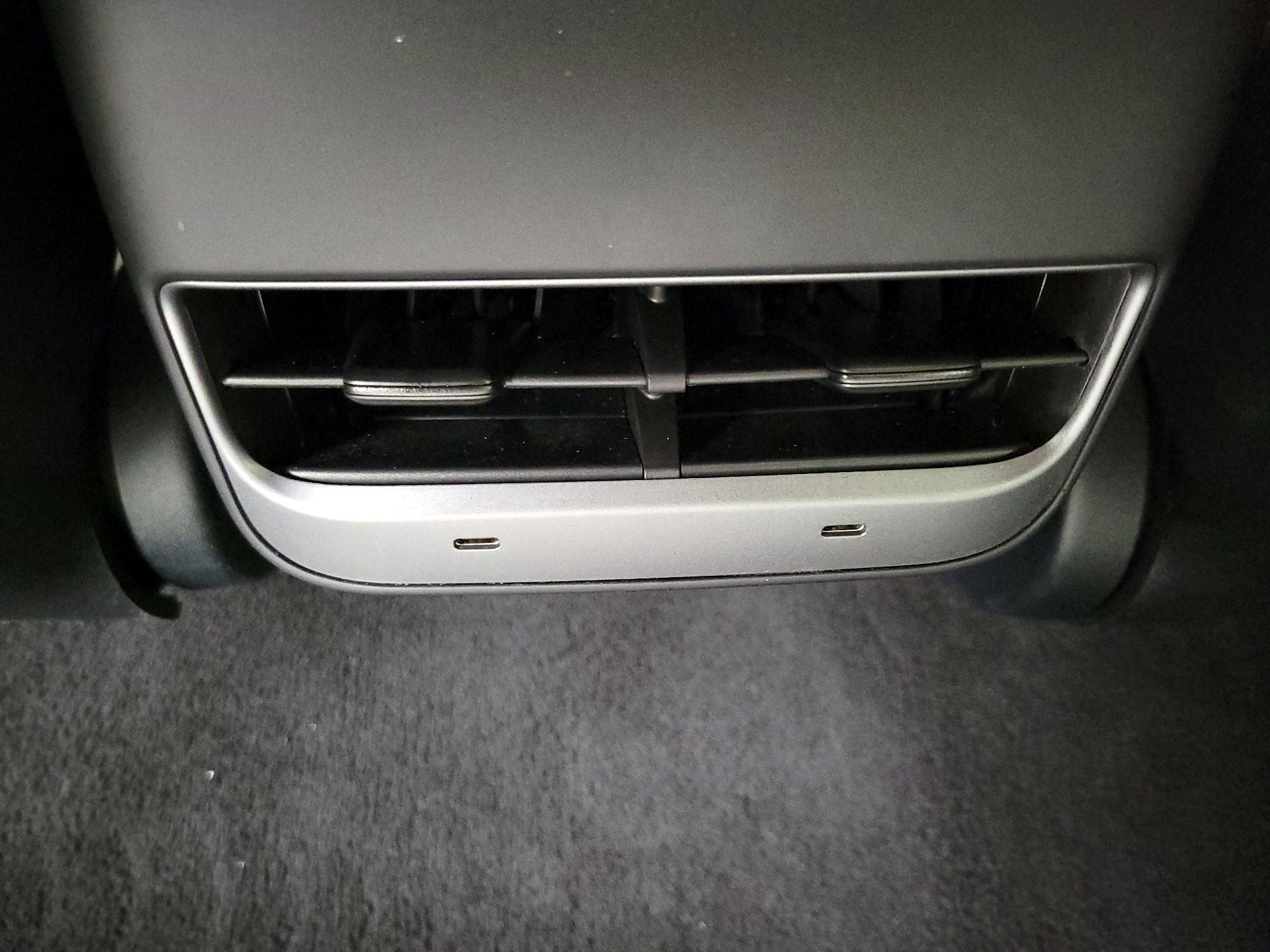 Thumbnail: 2022 Tesla Model 3 - 18