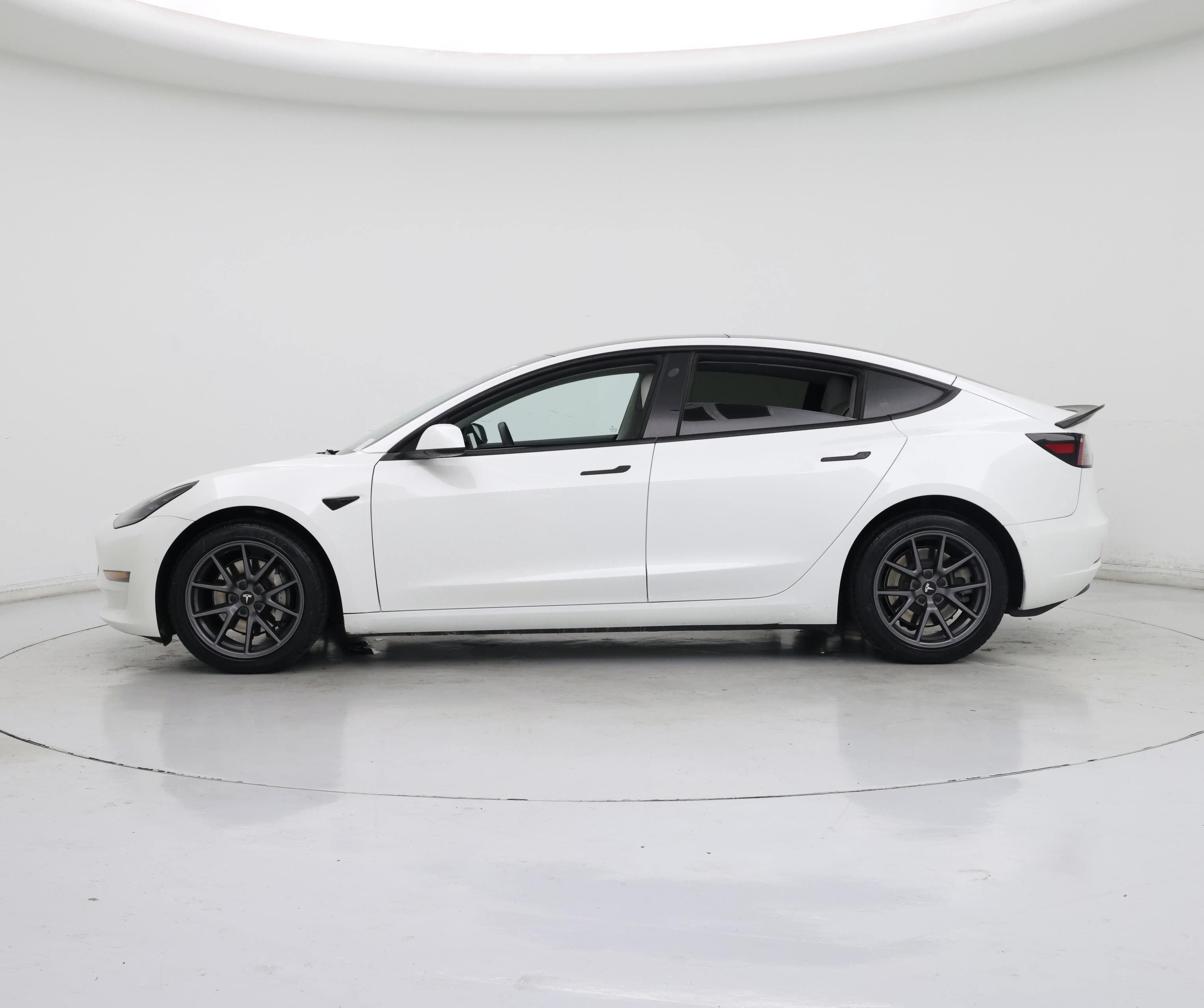 Thumbnail: 2022 Tesla Model 3 - 3