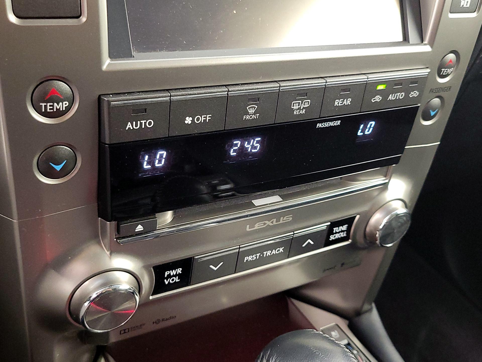 Thumbnail: 2016 Lexus GX - 17