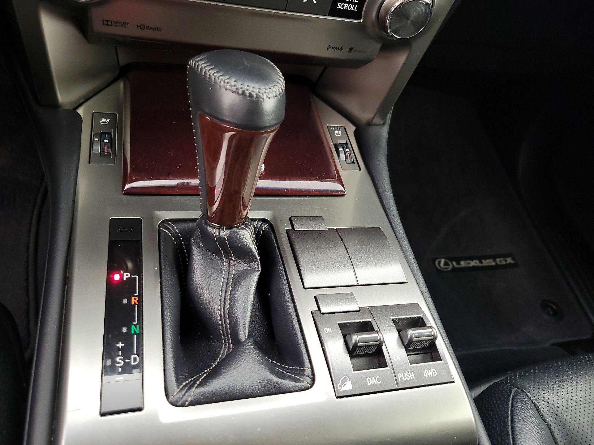 Thumbnail: 2016 Lexus GX - 18