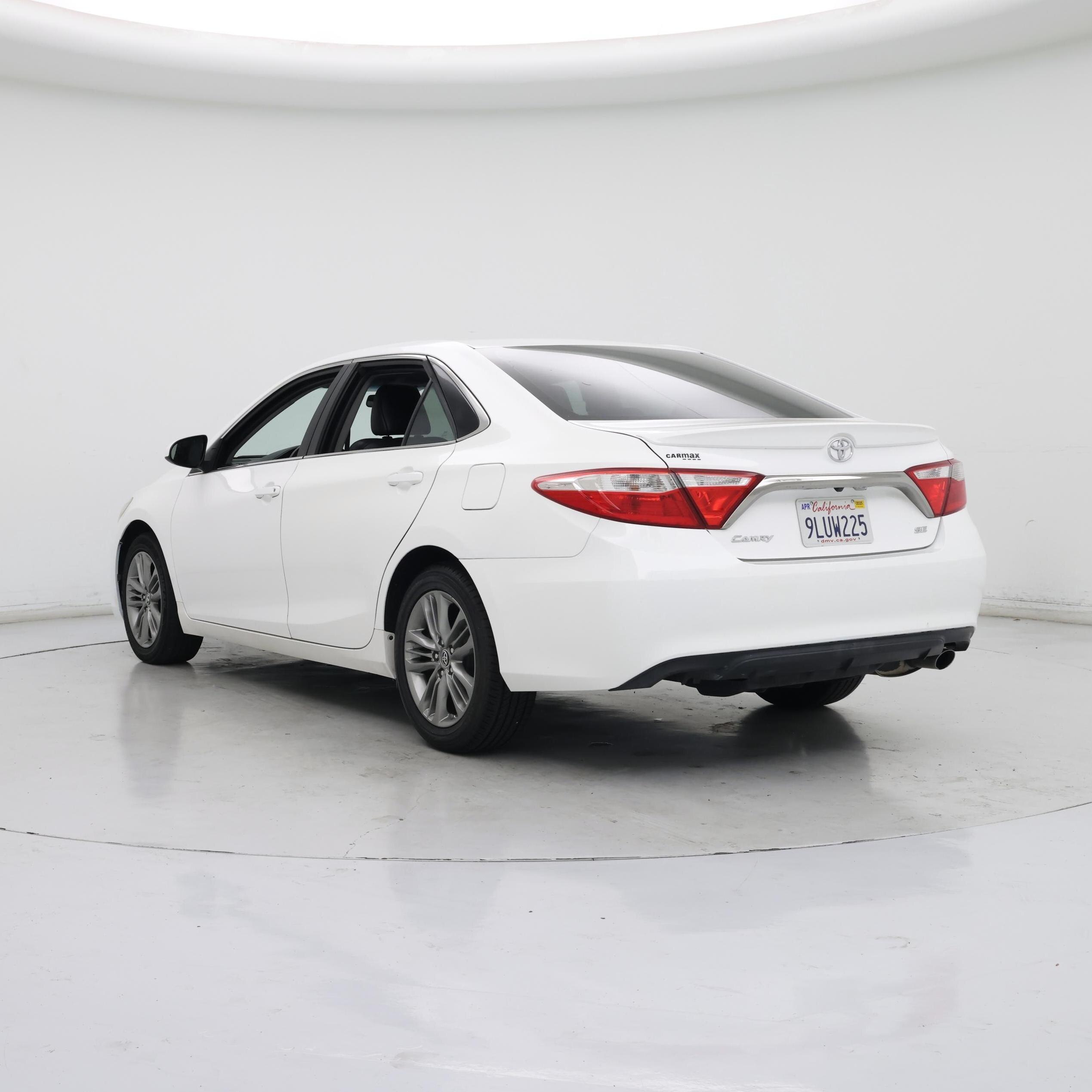 Thumbnail: 2015 Toyota Camry - 2