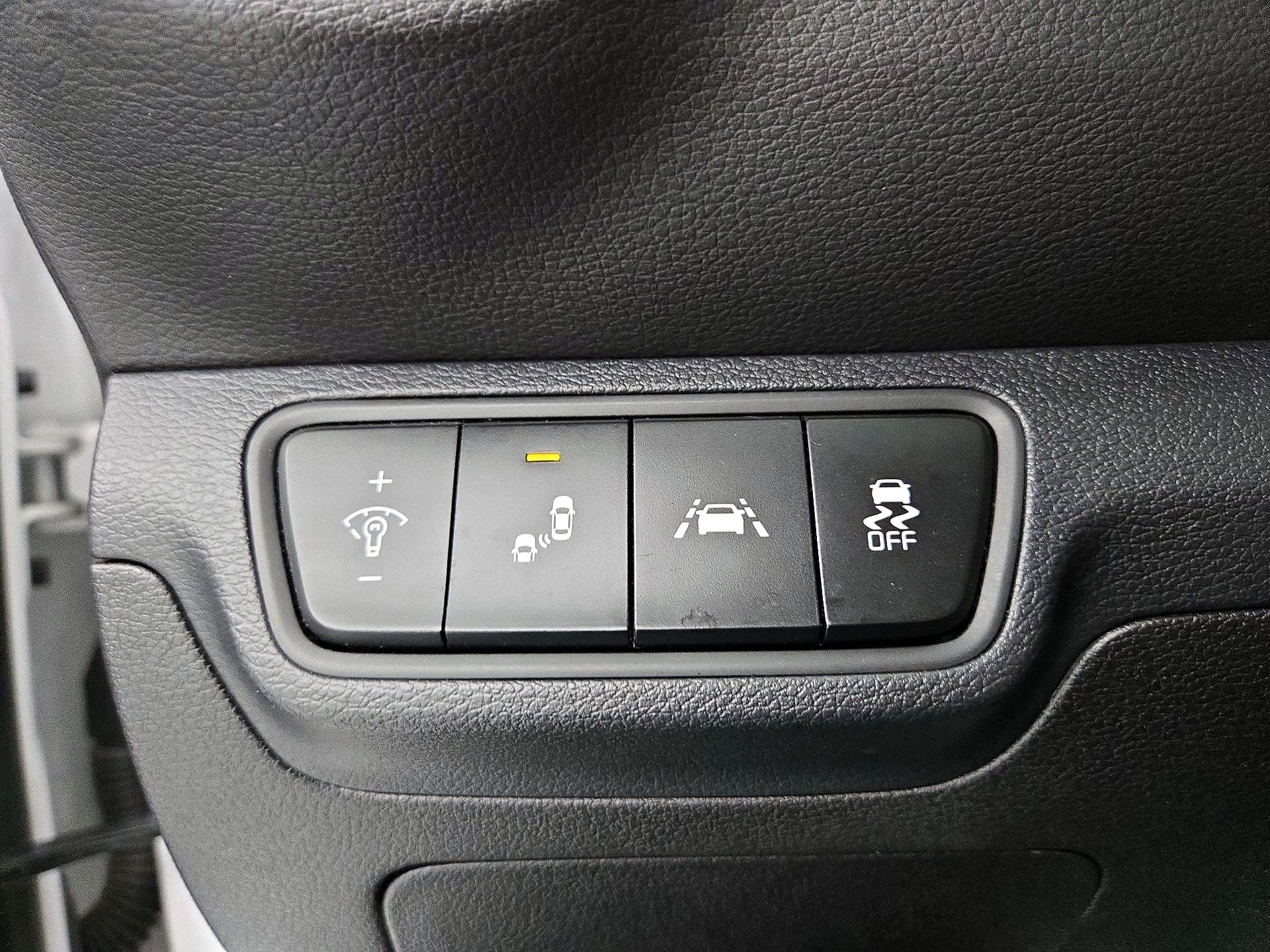 Thumbnail: 2021 Kia Forte - 13