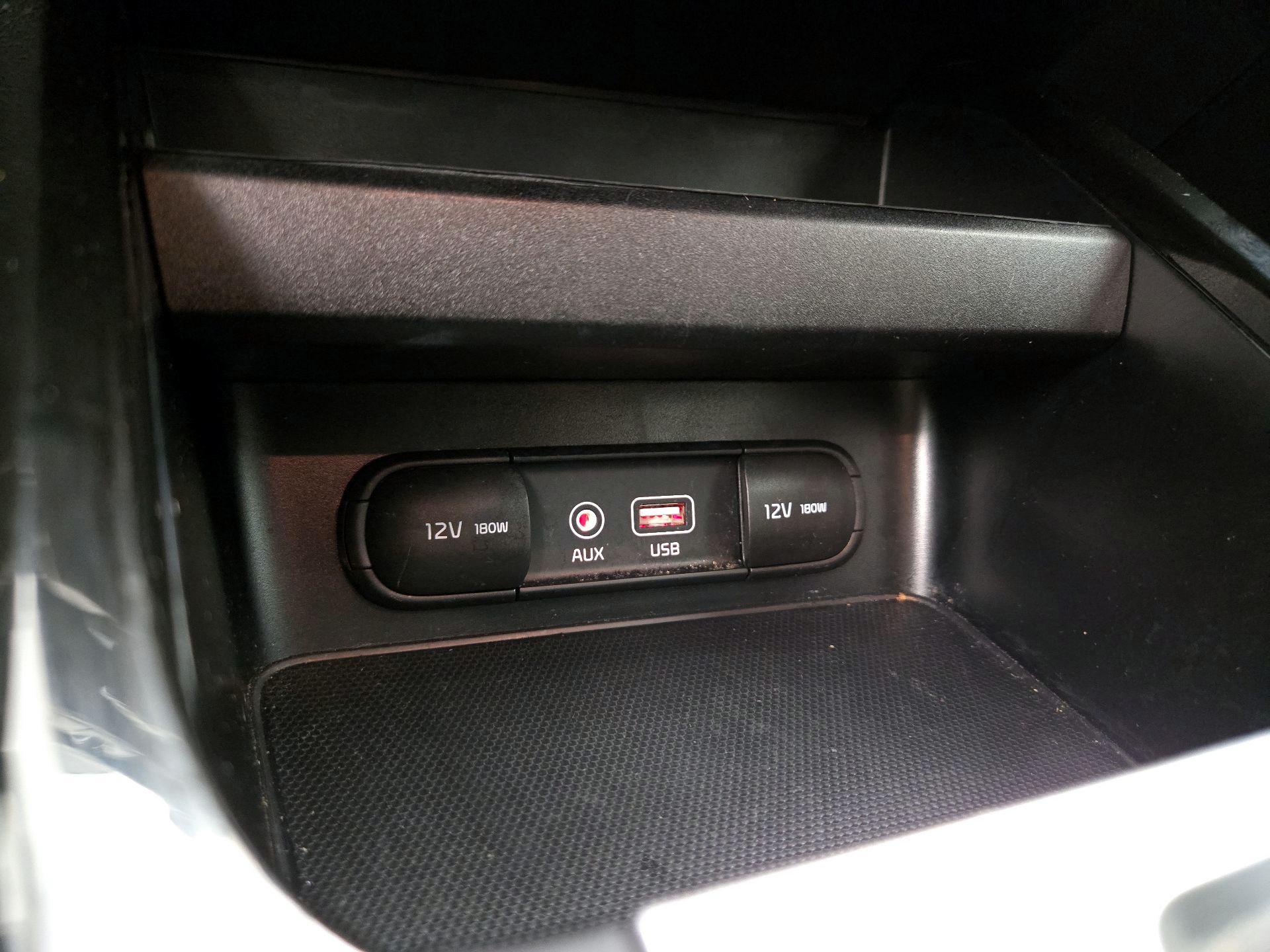 Thumbnail: 2021 Kia Forte - 18