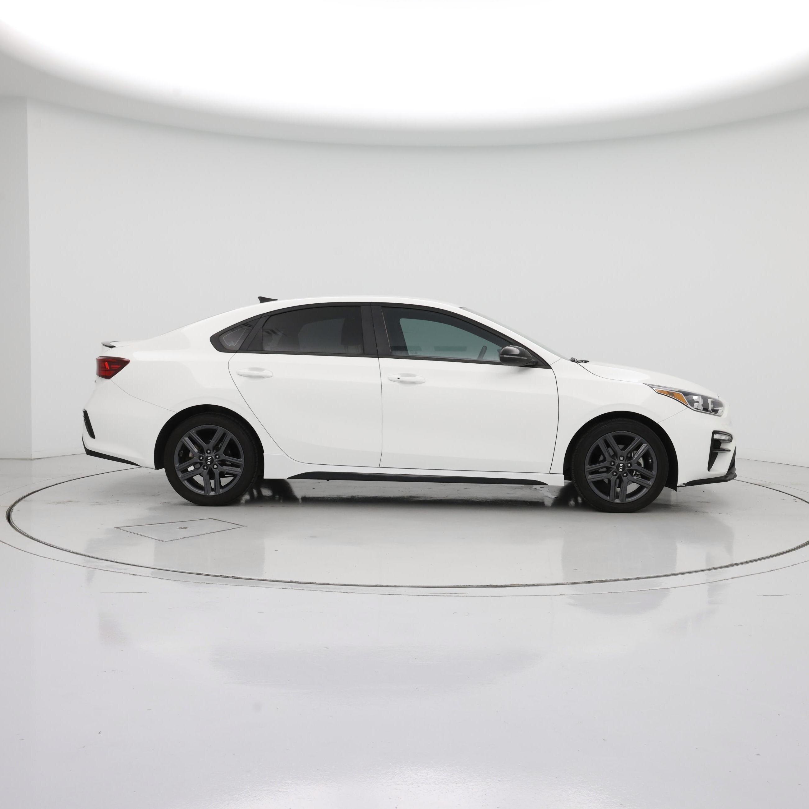 Thumbnail: 2021 Kia Forte - 7