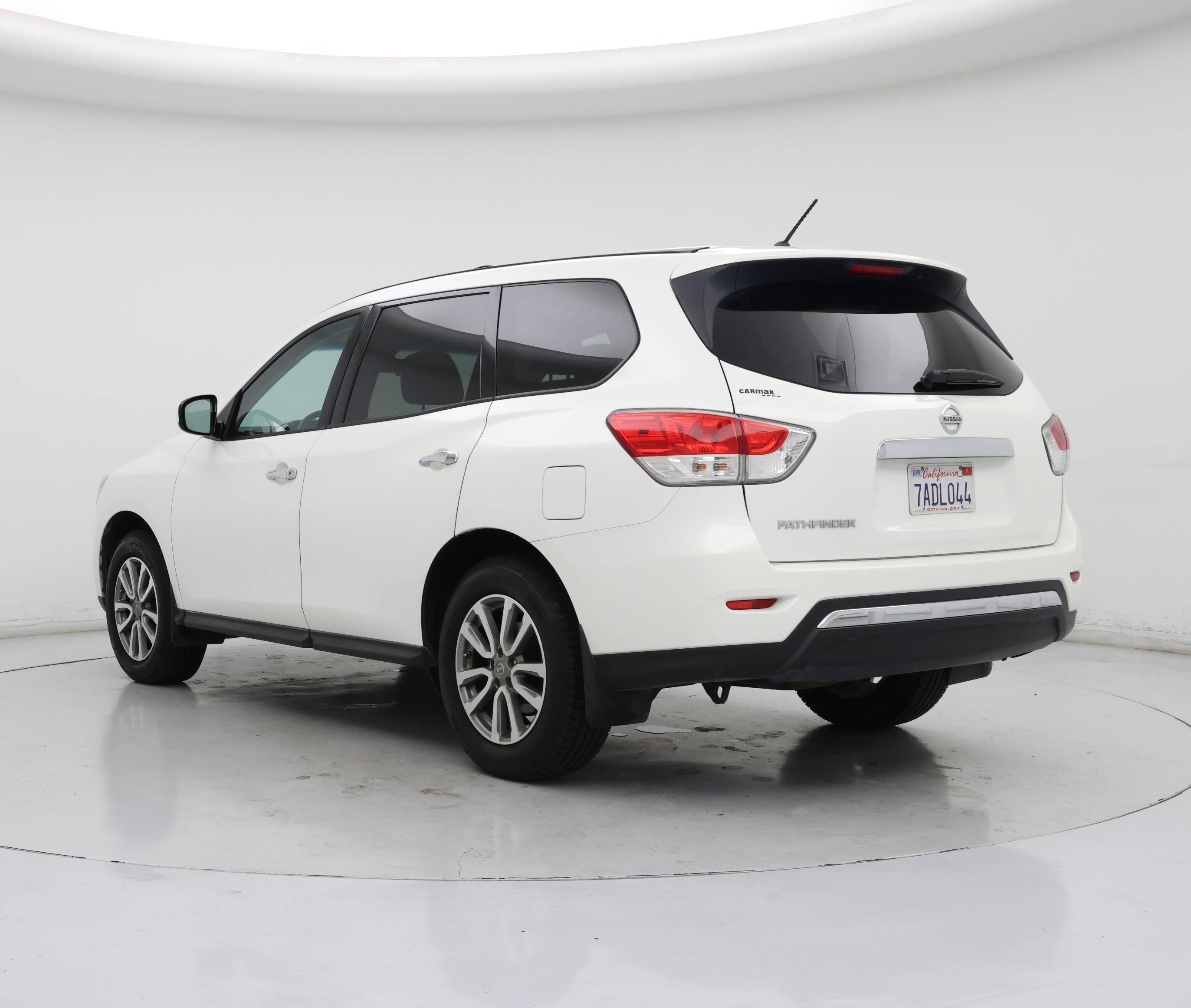 Thumbnail: 2013 Nissan Pathfinder - 2