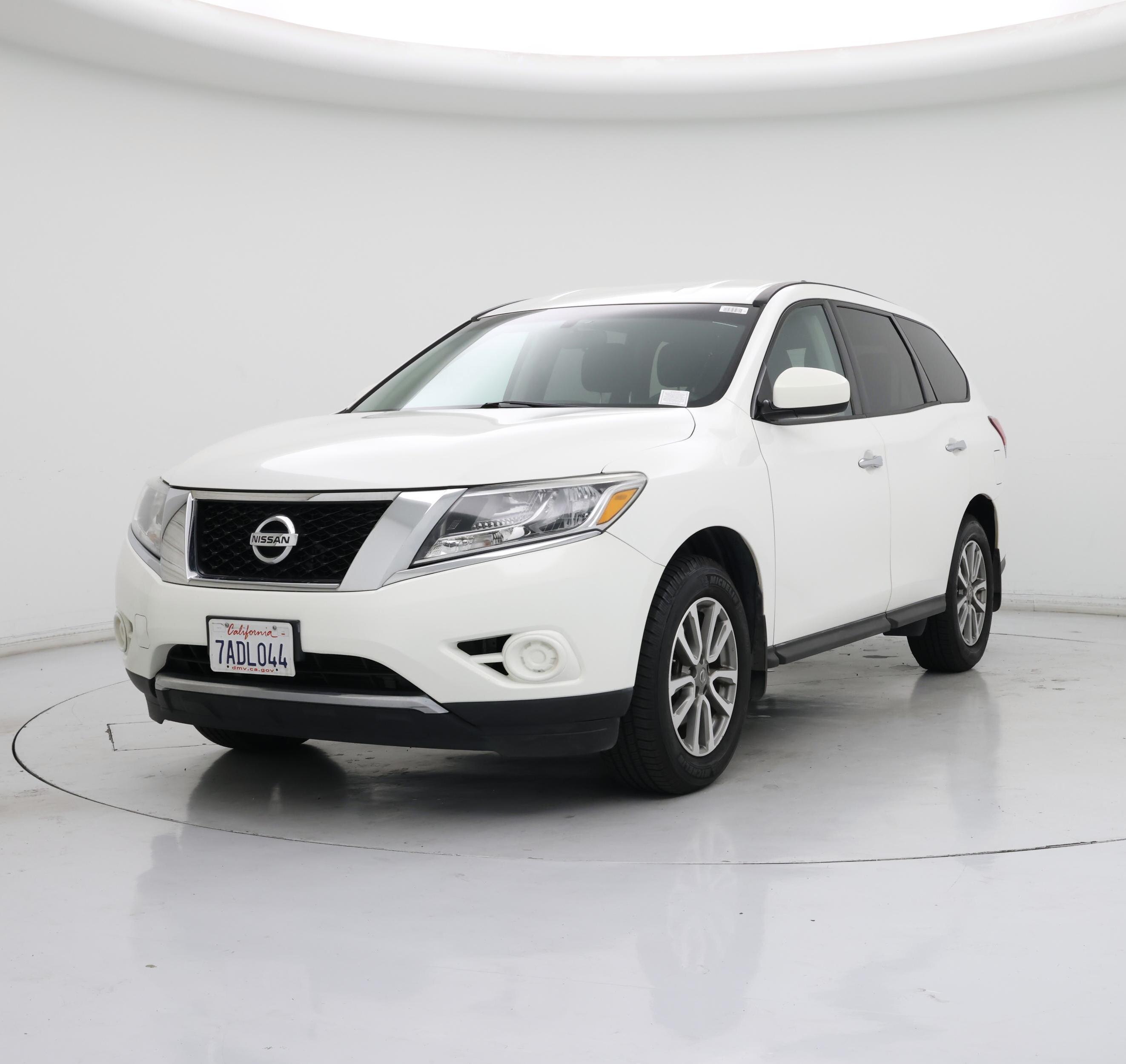 Thumbnail: 2013 Nissan Pathfinder - 4