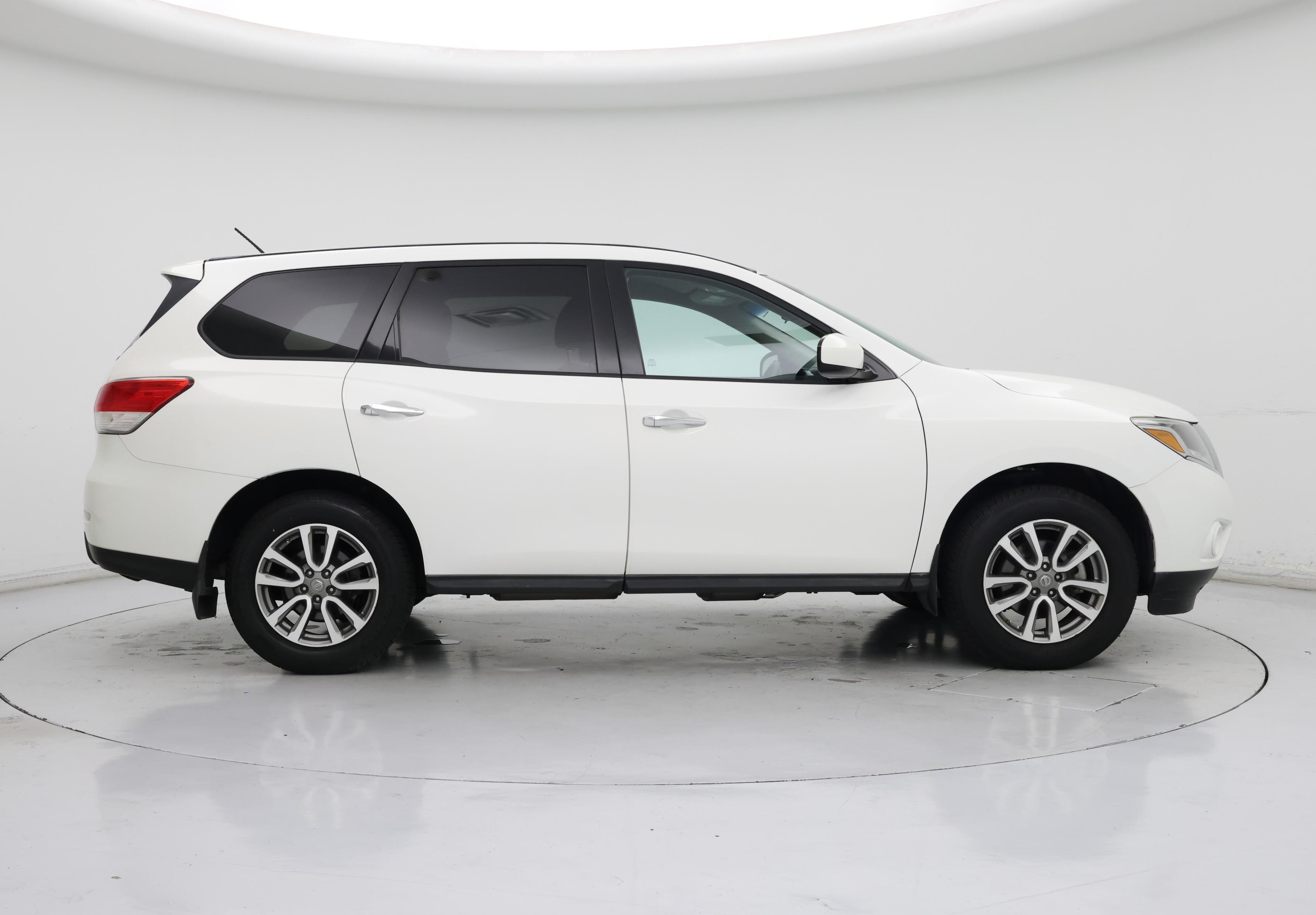 Thumbnail: 2013 Nissan Pathfinder - 7