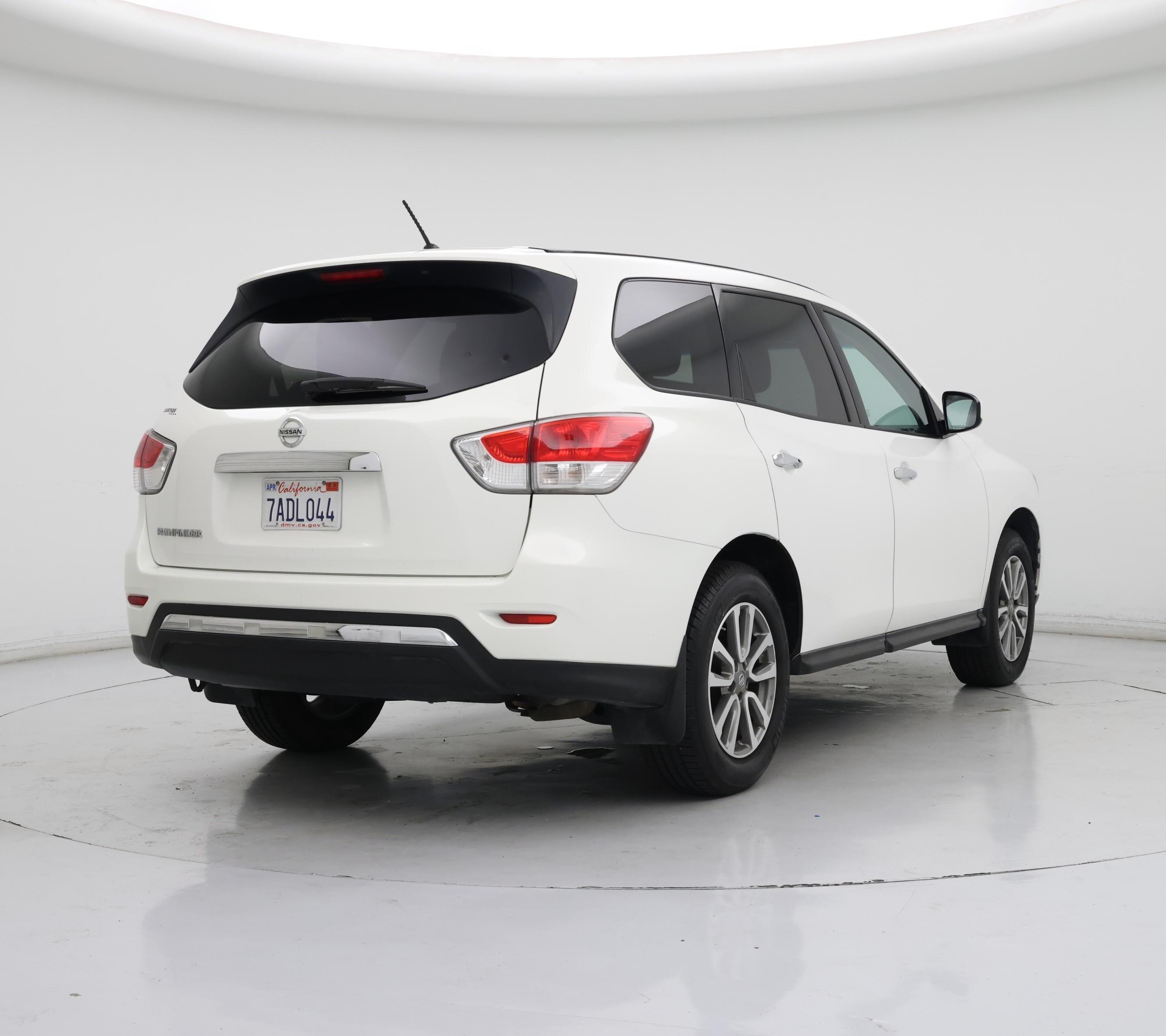Thumbnail: 2013 Nissan Pathfinder - 8