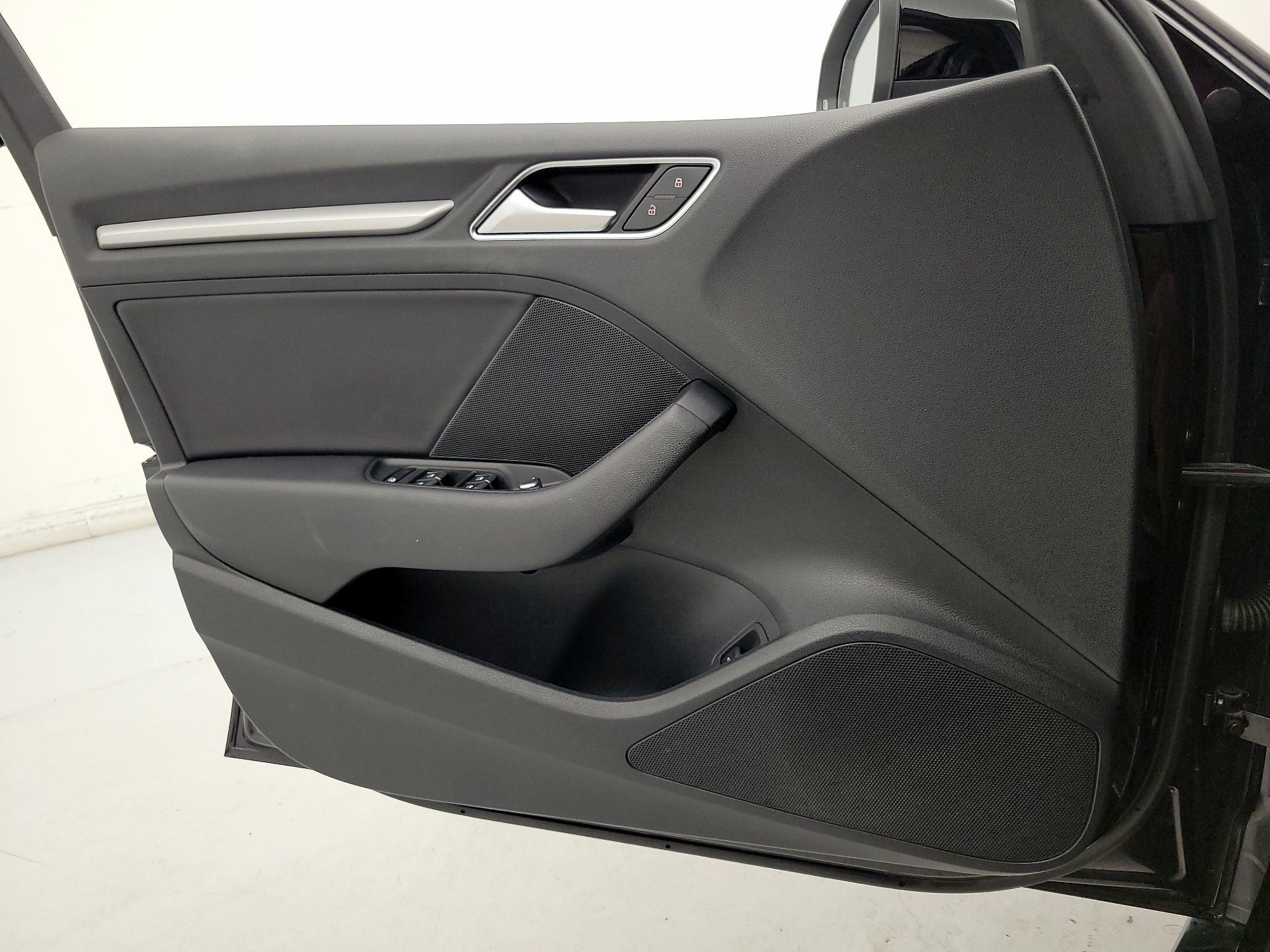 Thumbnail: 2016 Audi A3 - 12