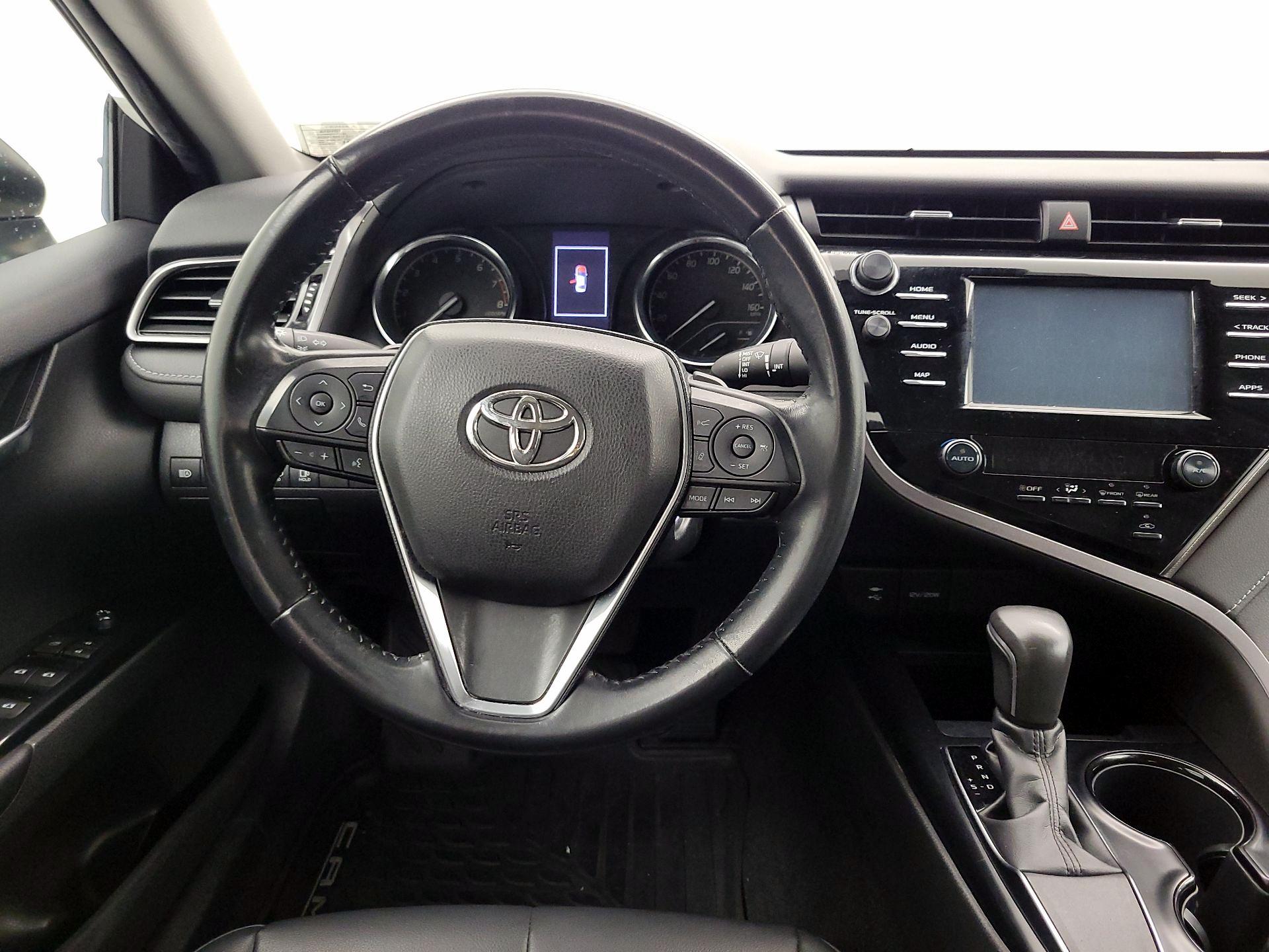 Thumbnail: 2019 Toyota Camry - 10