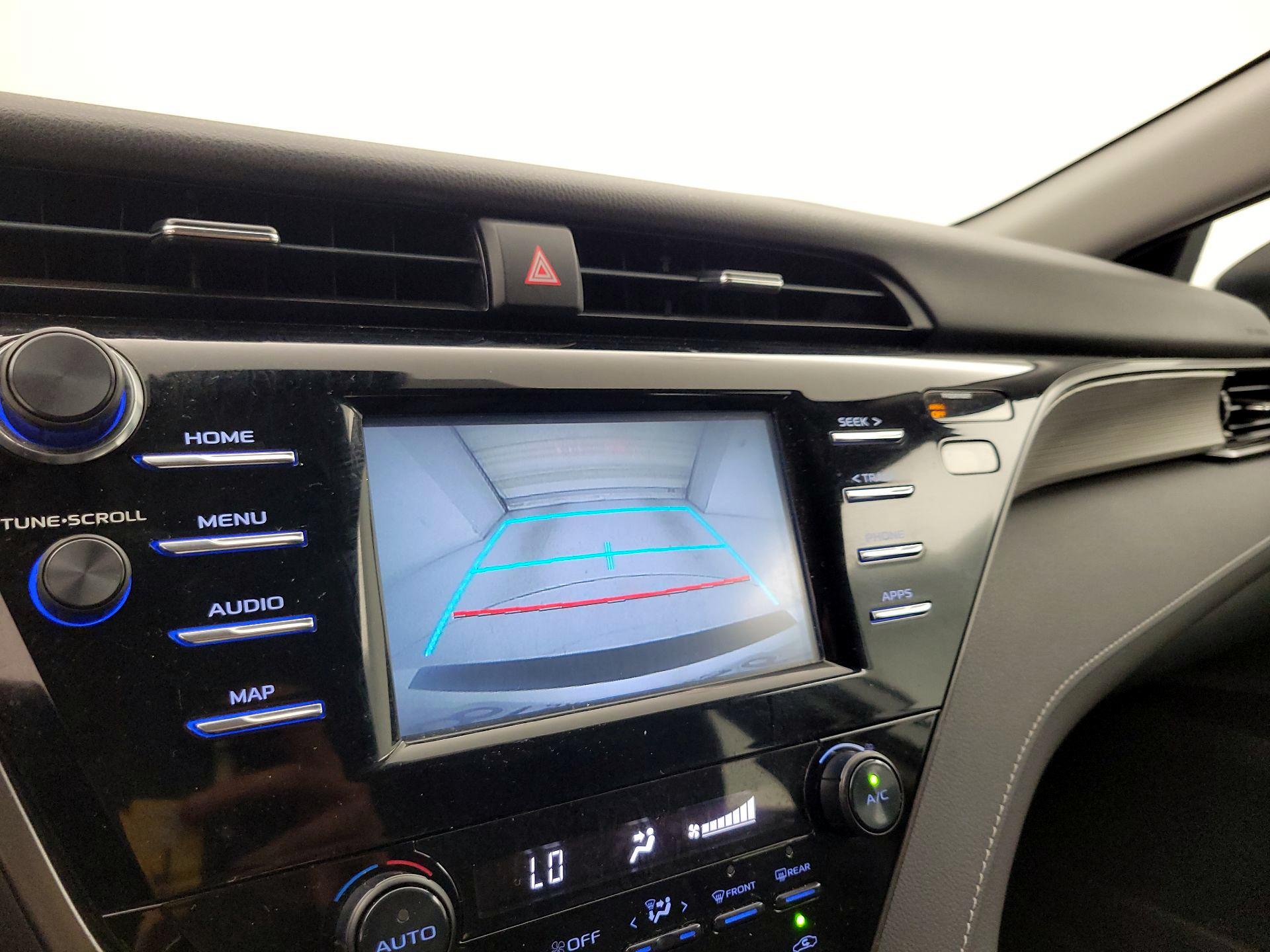 Thumbnail: 2019 Toyota Camry - 14