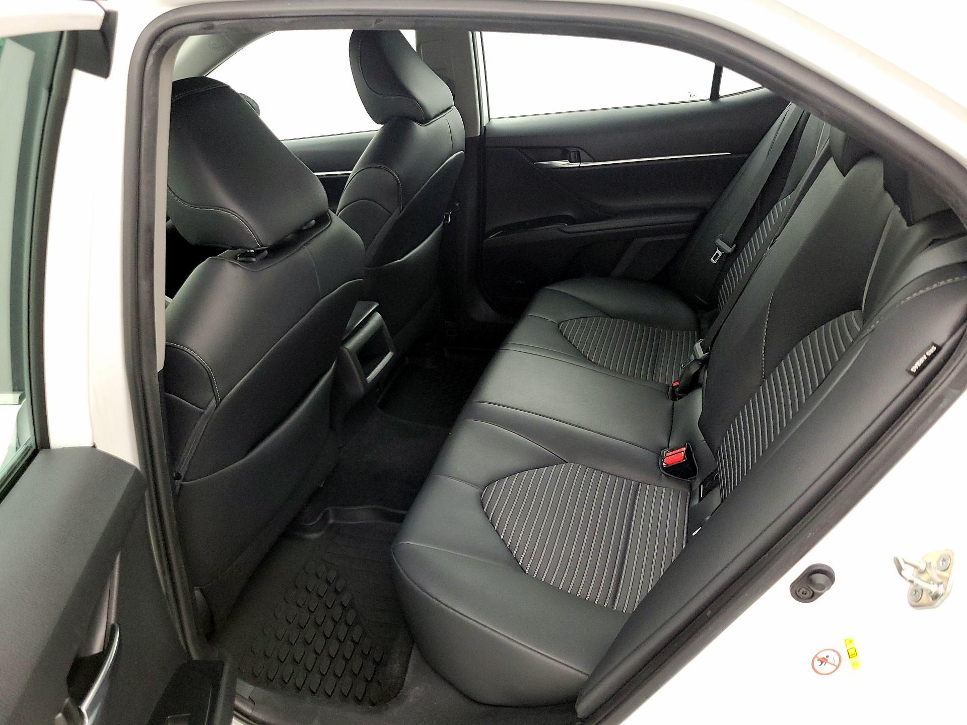 Thumbnail: 2019 Toyota Camry - 19