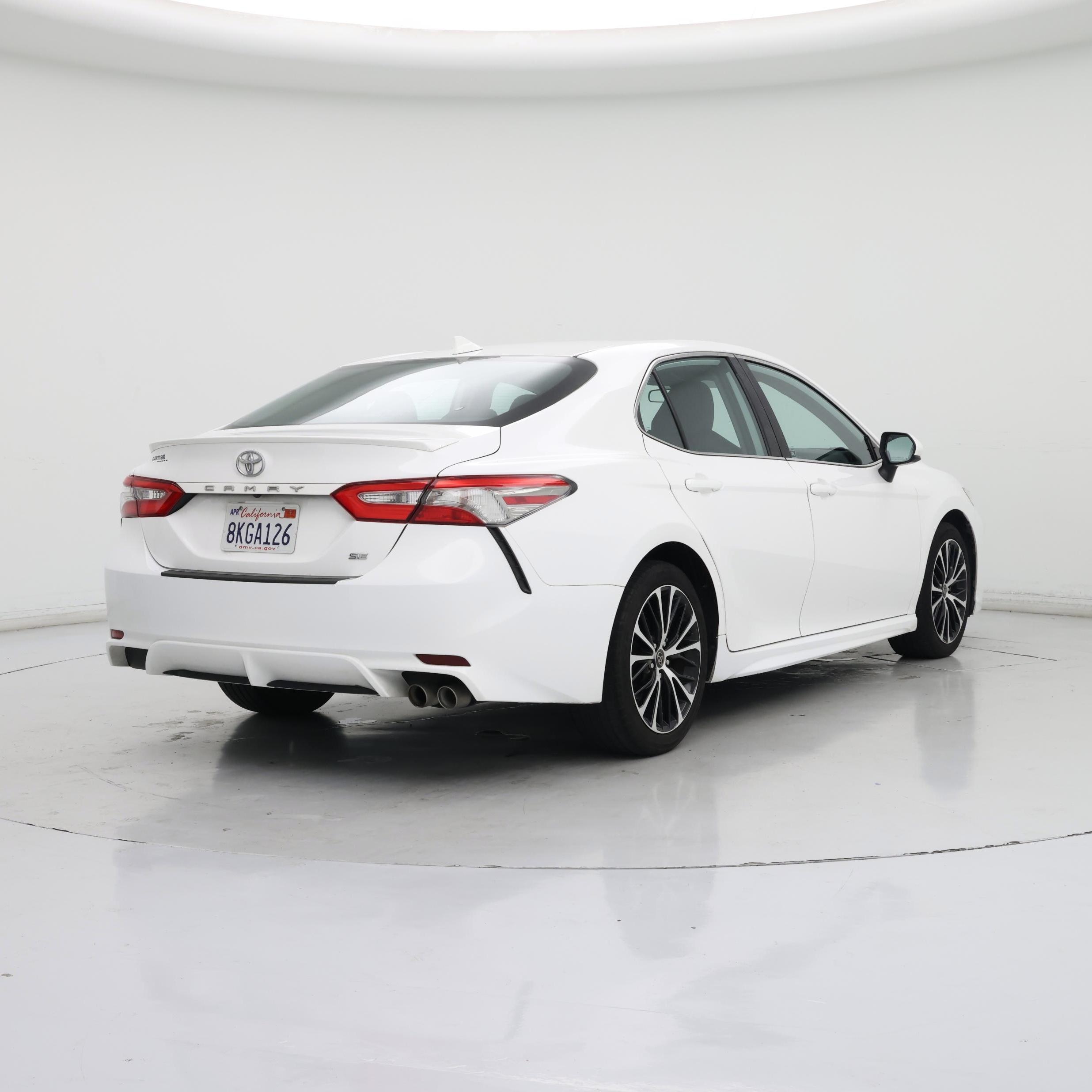 Thumbnail: 2019 Toyota Camry - 8