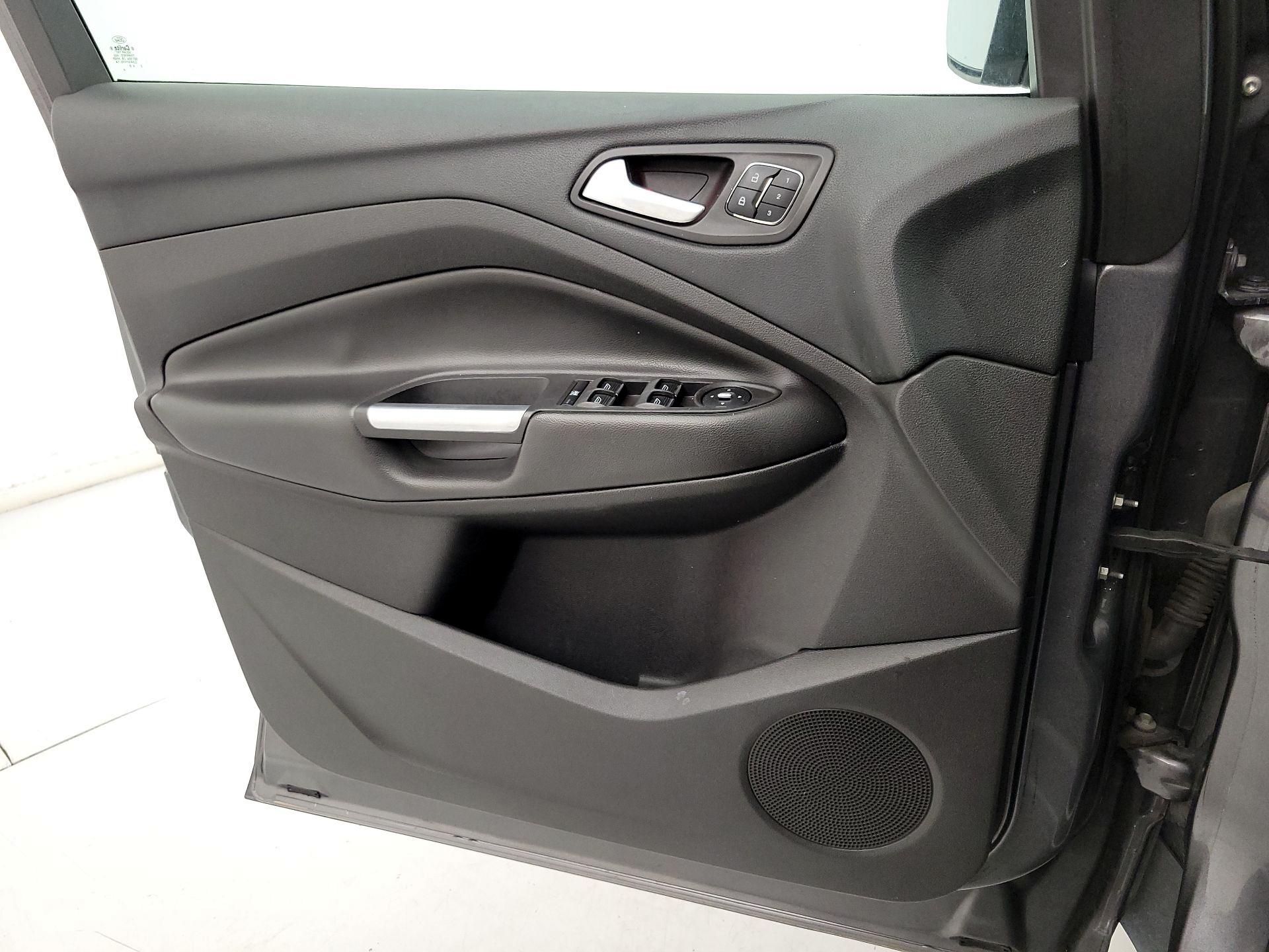 Thumbnail: 2013 Ford Escape - 12