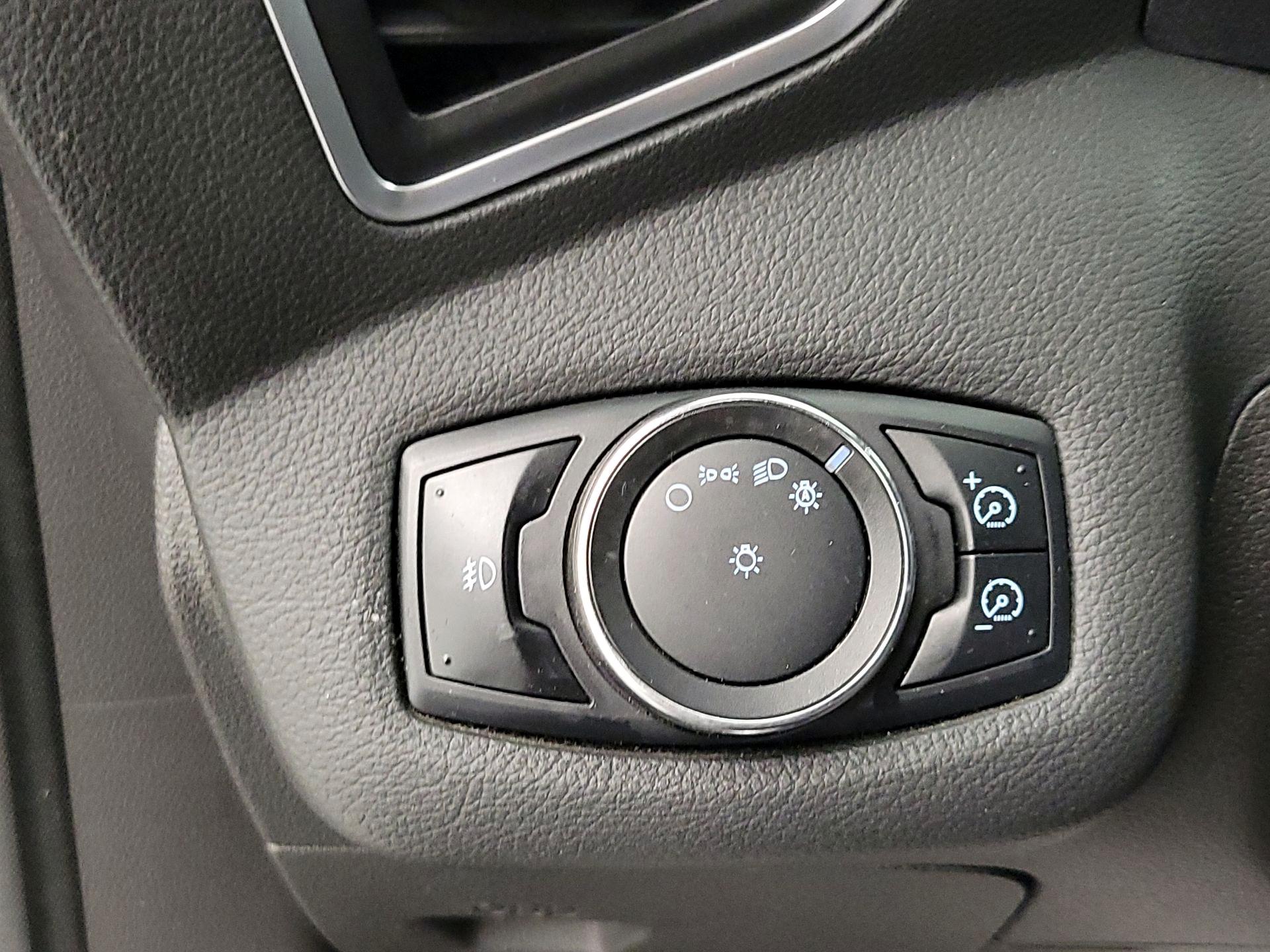 Thumbnail: 2013 Ford Escape - 13
