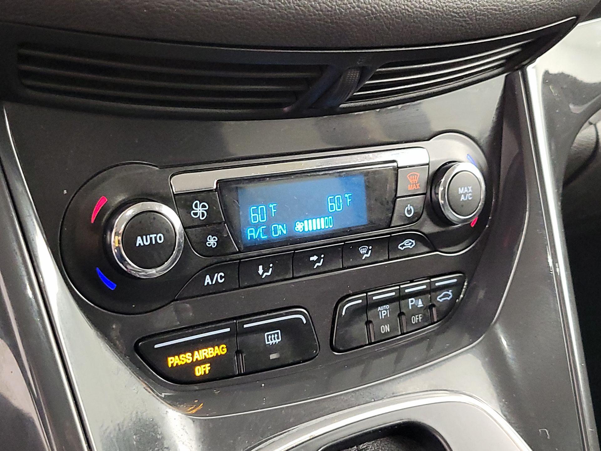 Thumbnail: 2013 Ford Escape - 16