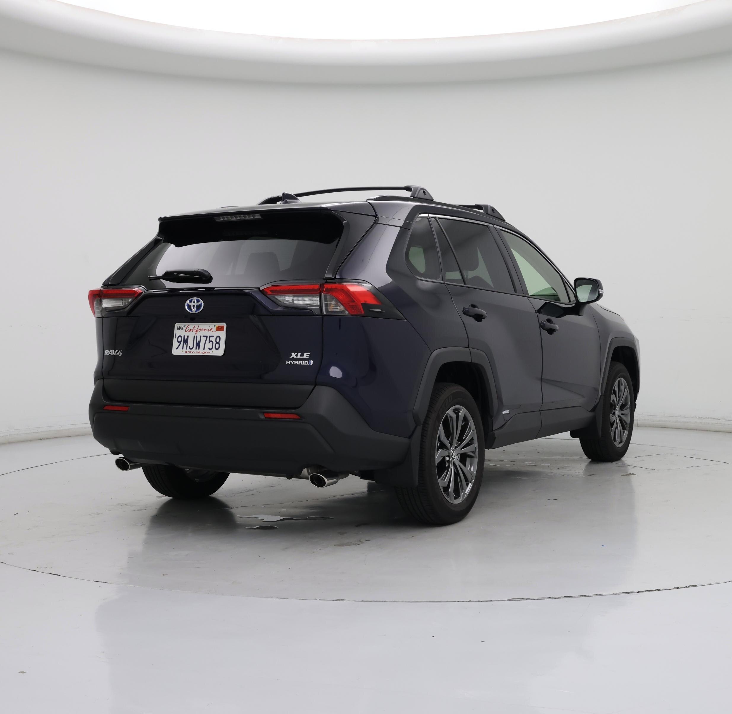 Thumbnail: 2024 Toyota RAV4 - 8
