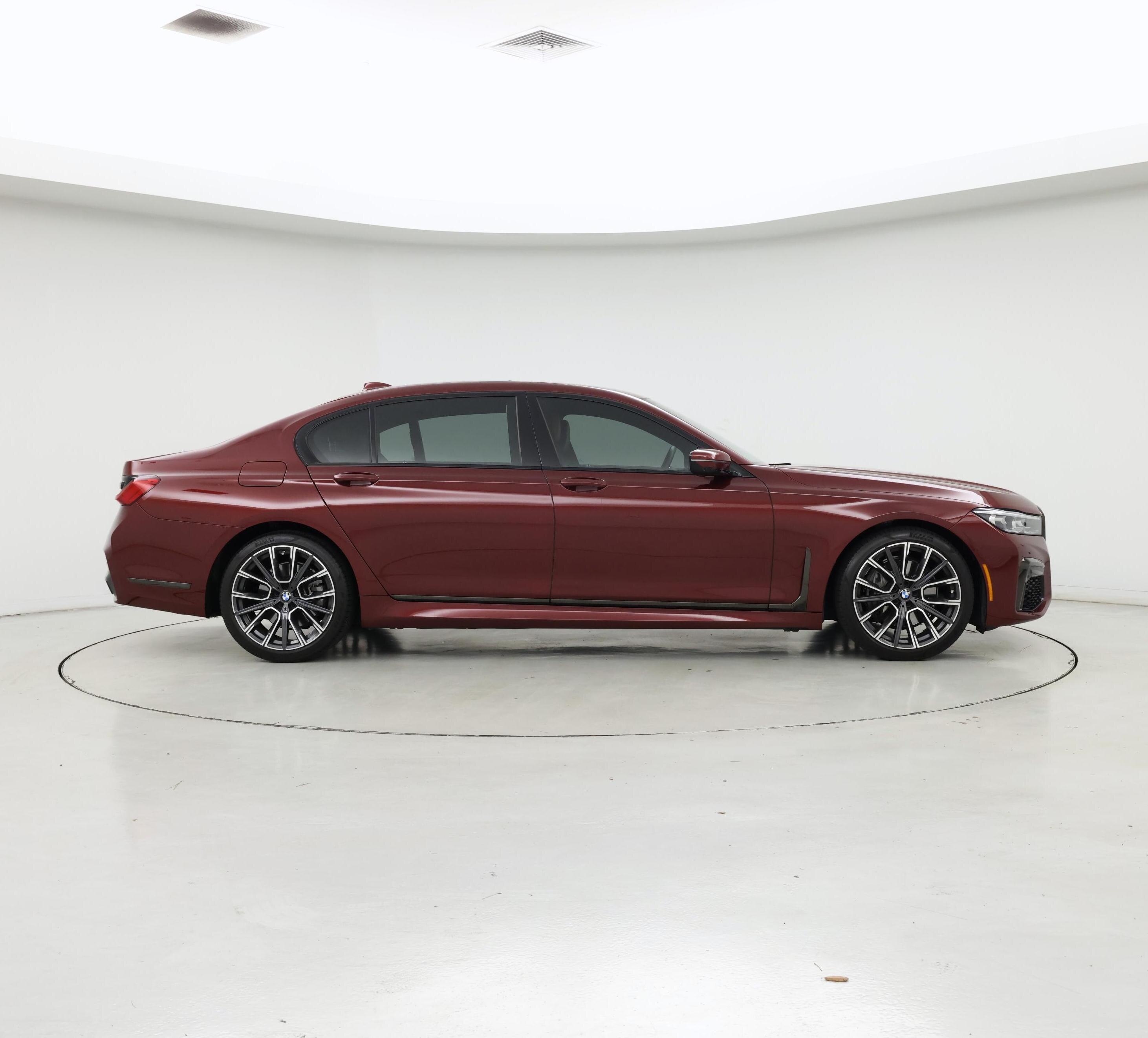 Thumbnail: 2021 BMW 7 Series - 7