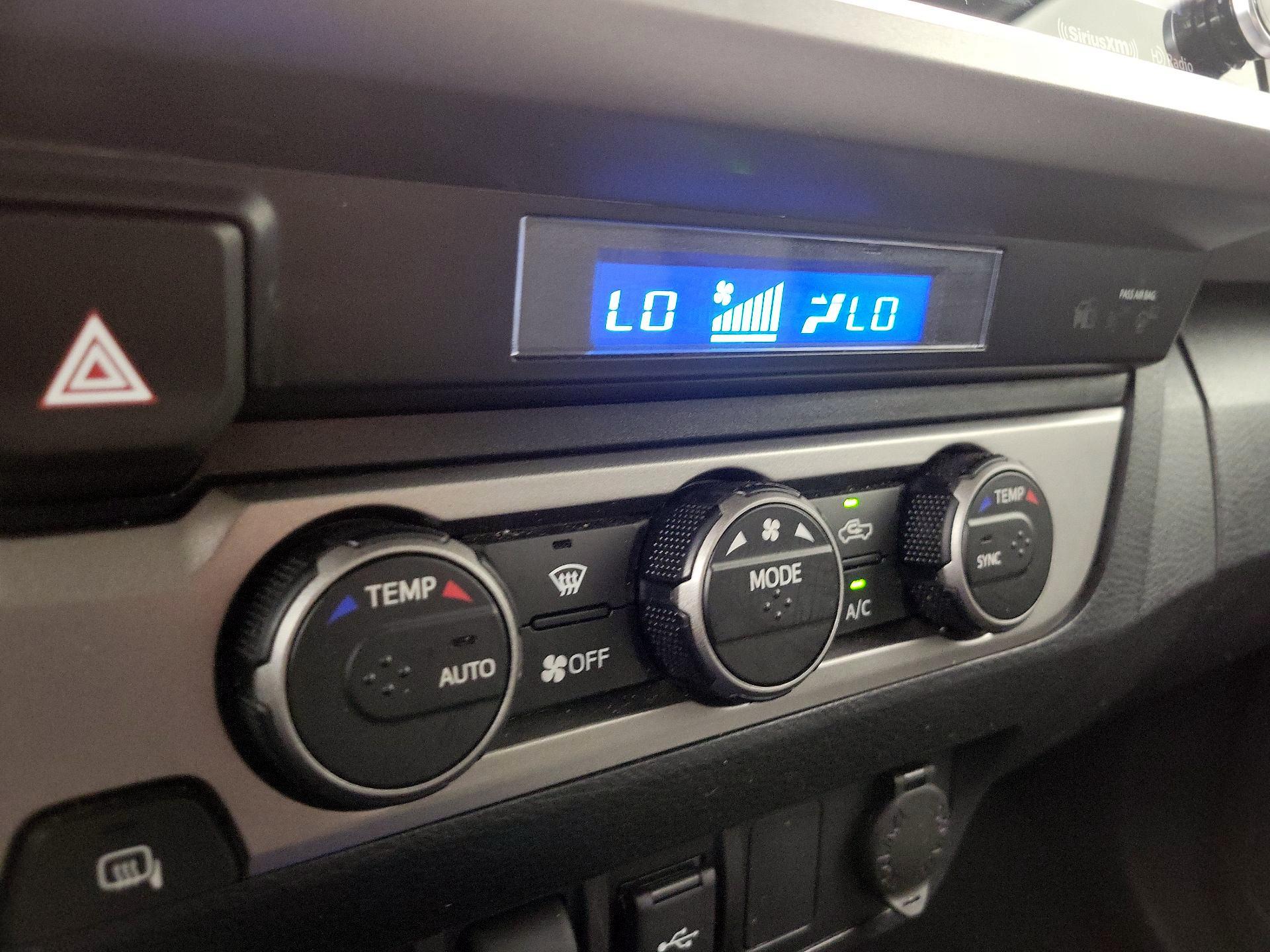 Thumbnail: 2021 Toyota Tacoma - 16