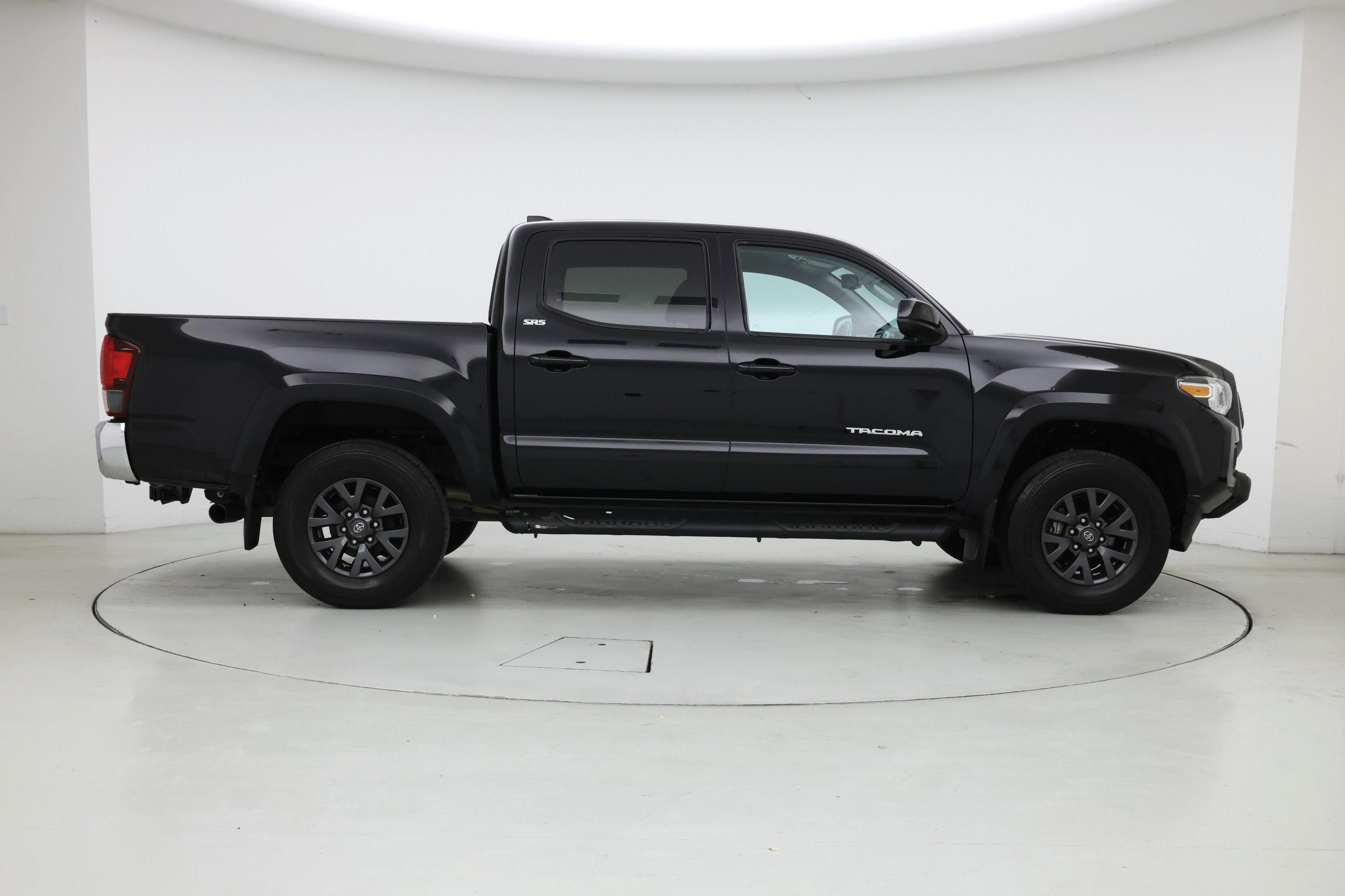 Thumbnail: 2021 Toyota Tacoma - 7