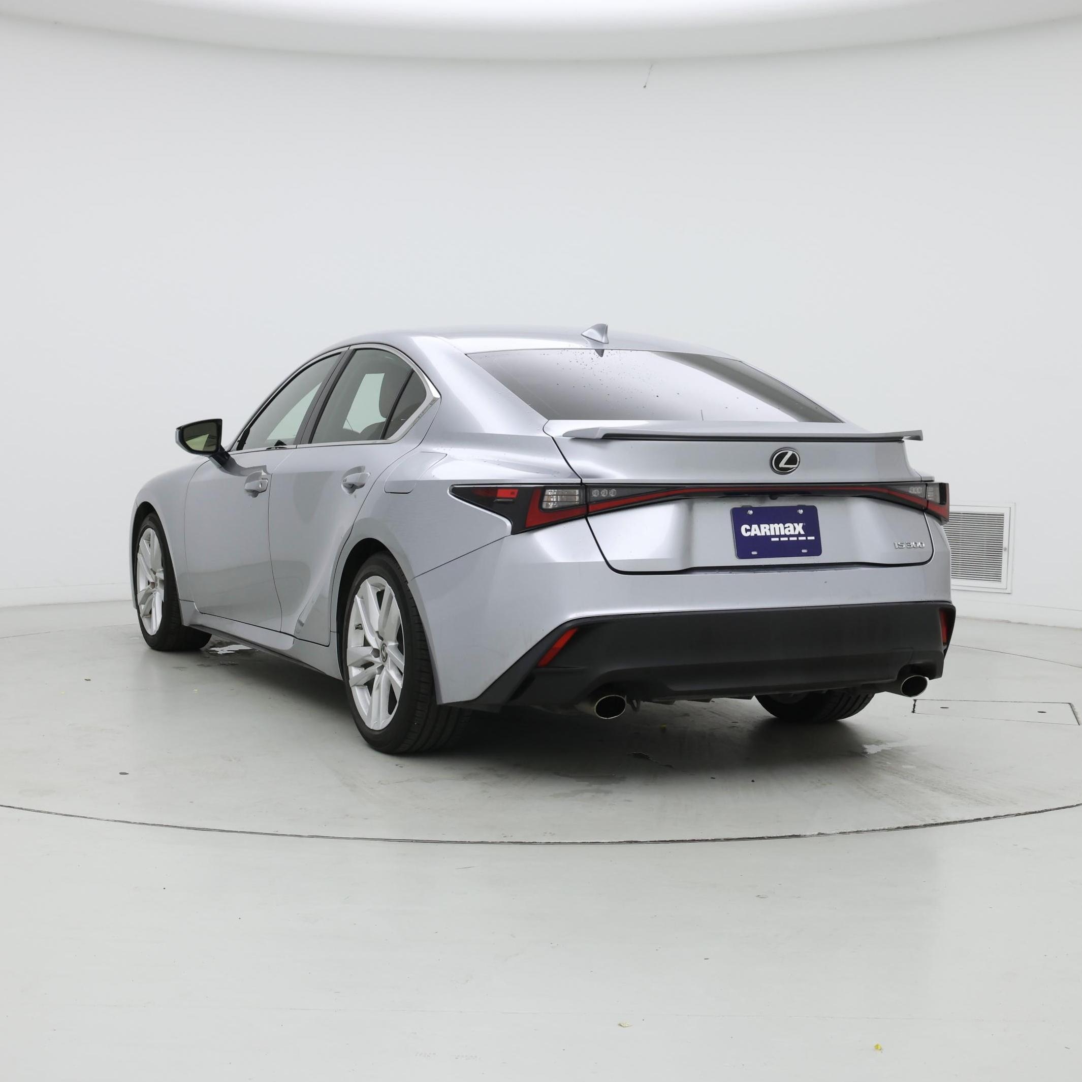 Thumbnail: 2021 Lexus IS - 2