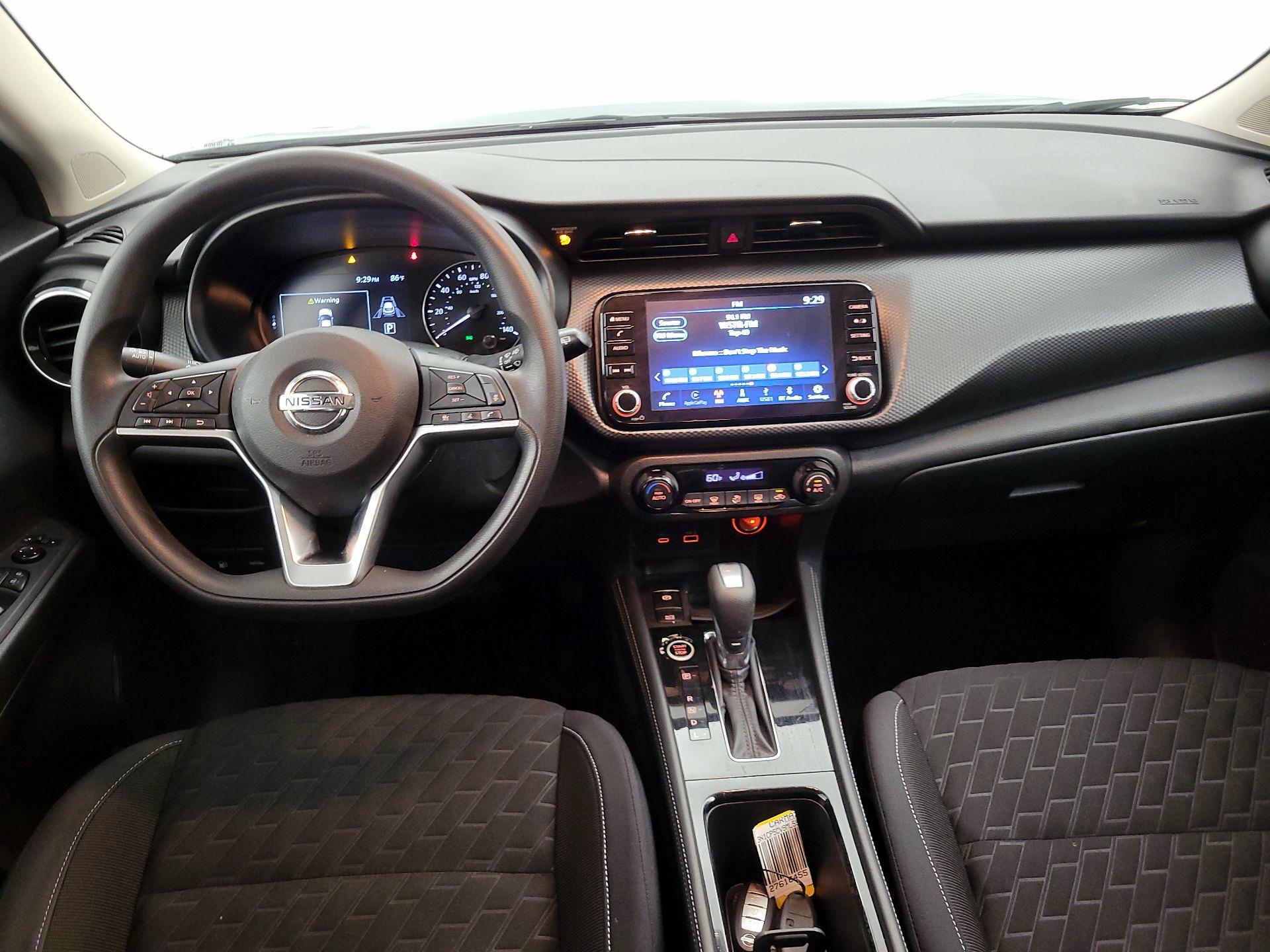 Thumbnail: 2021 Nissan Kicks - 9