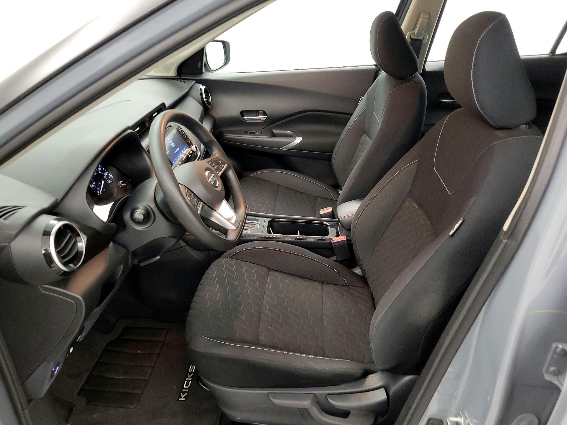 Thumbnail: 2021 Nissan Kicks - 11
