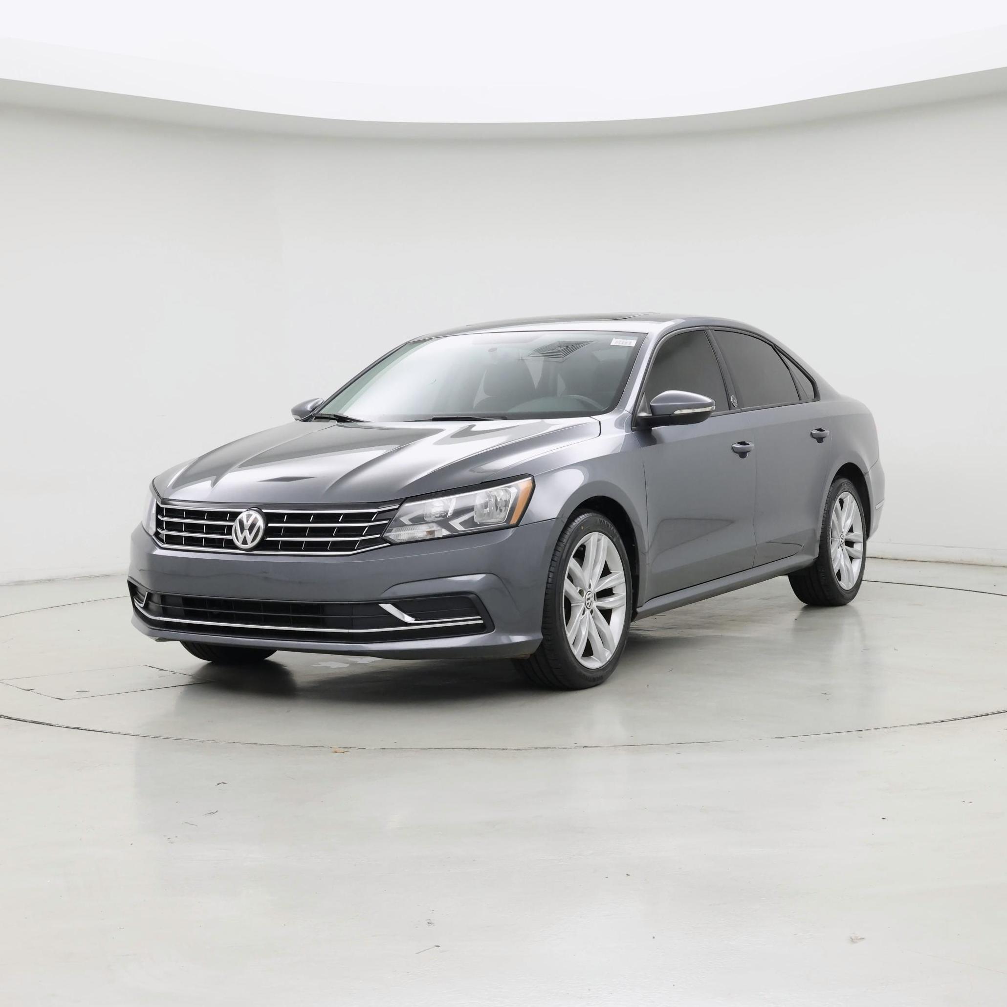 Thumbnail: 2019 Volkswagen Passat - 4
