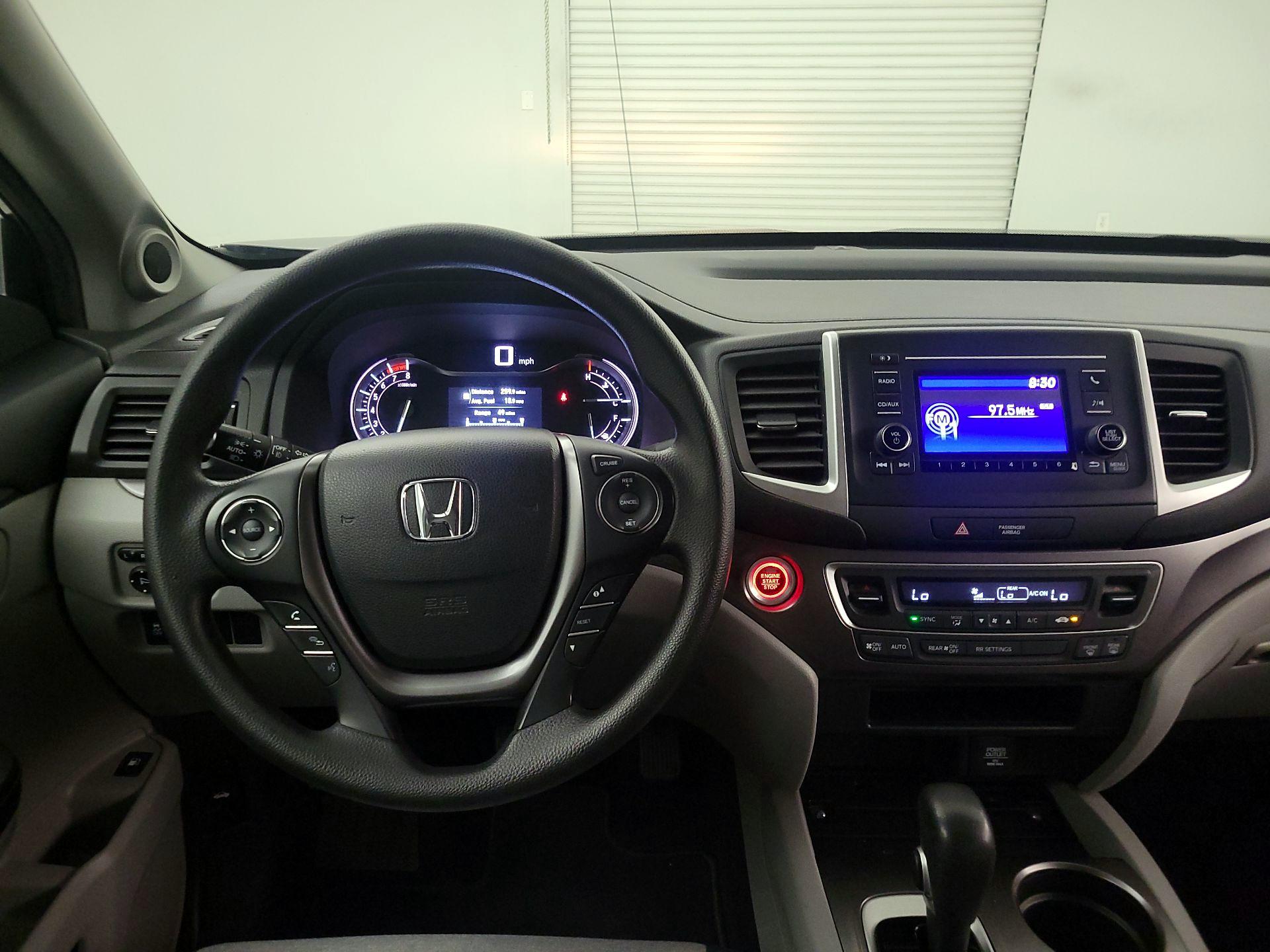 Thumbnail: 2017 Honda Ridgeline - 9