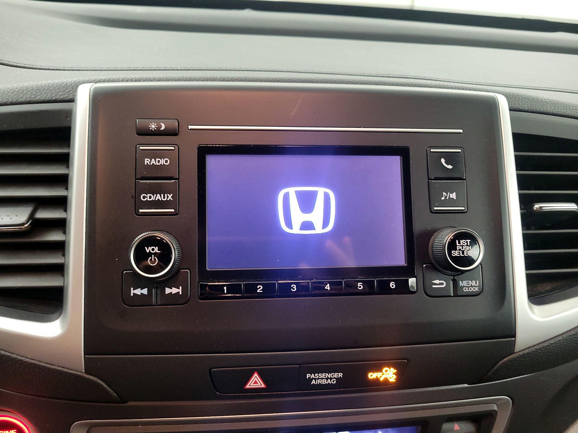 Thumbnail: 2017 Honda Ridgeline - 15