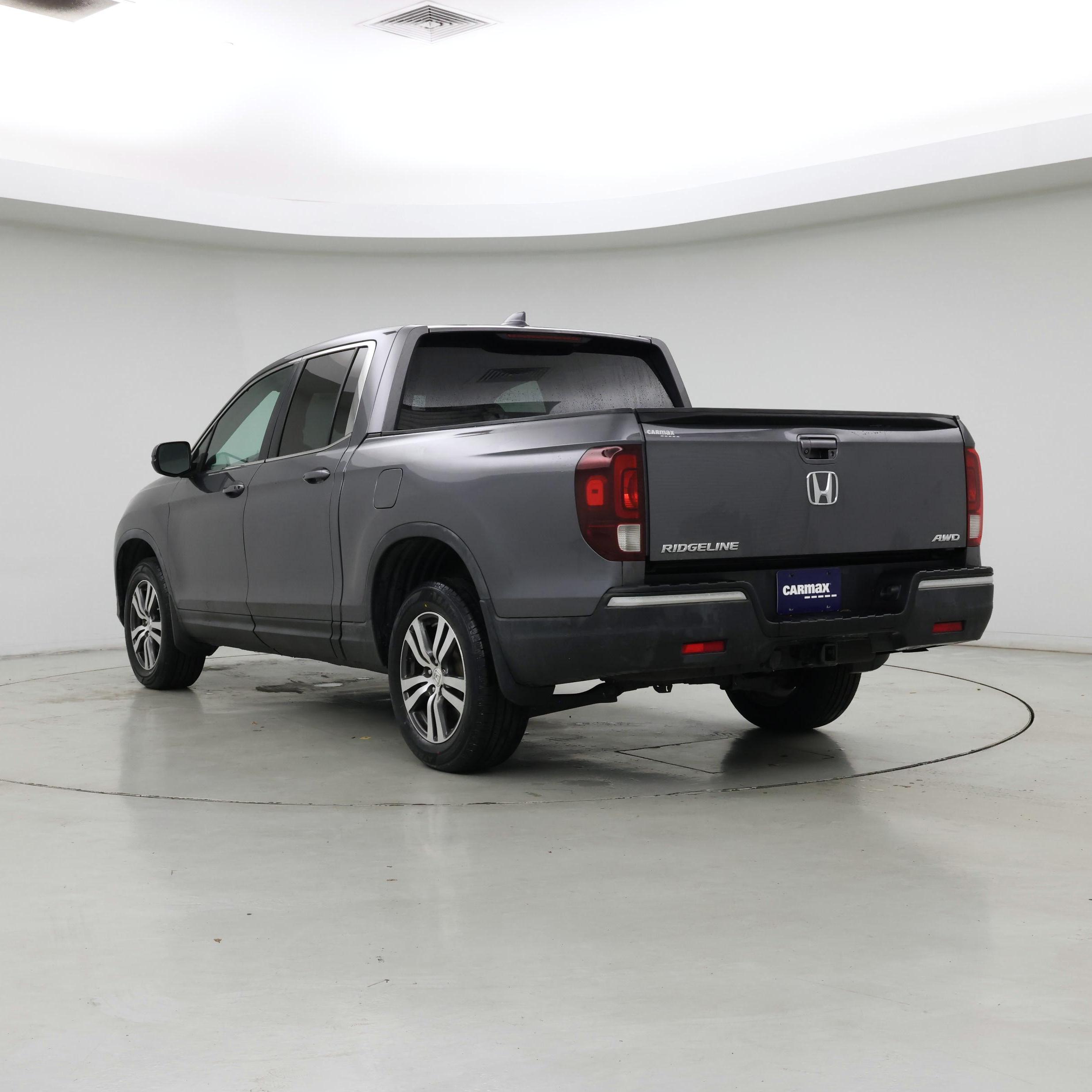 Thumbnail: 2017 Honda Ridgeline - 2