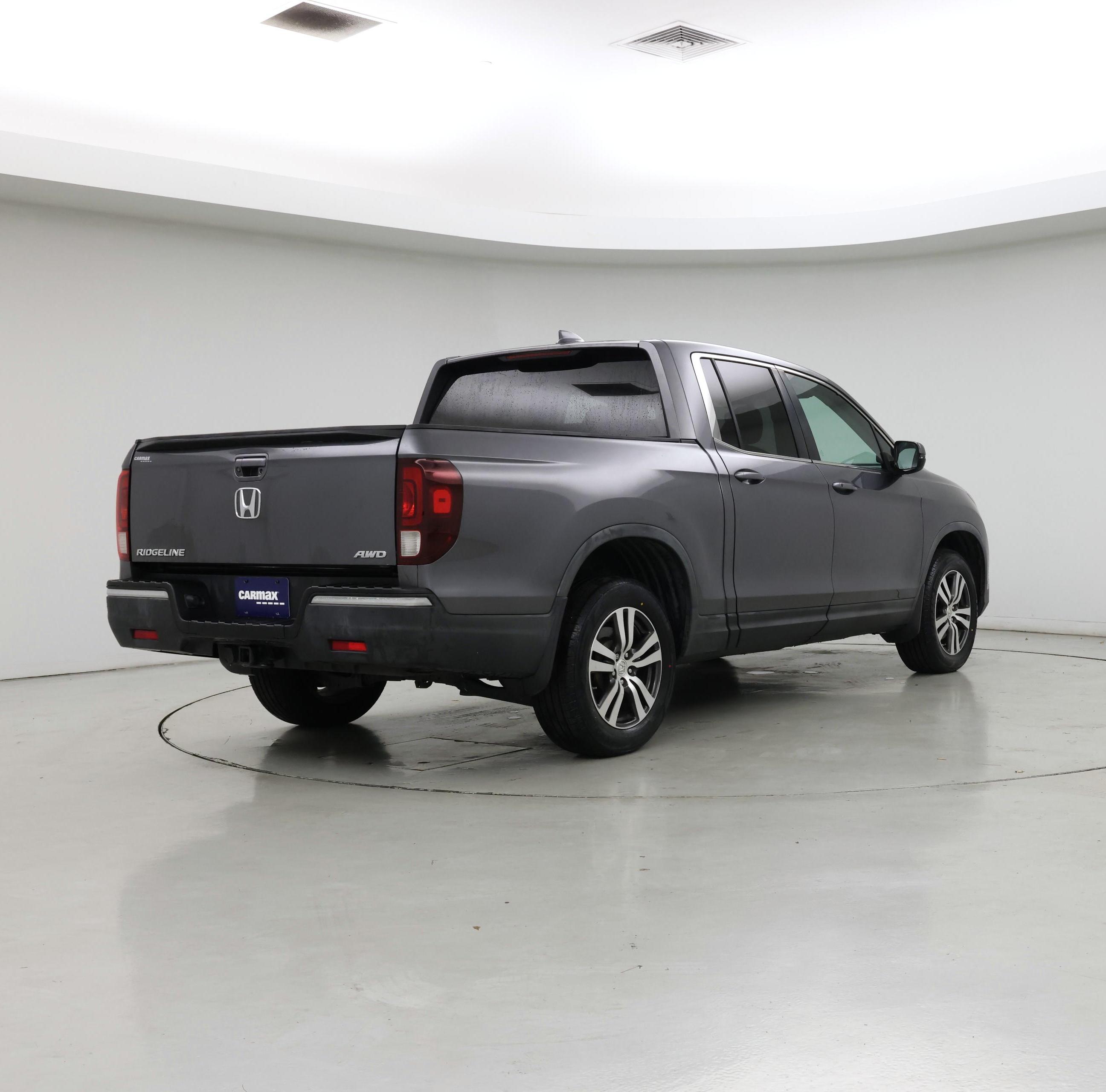 Thumbnail: 2017 Honda Ridgeline - 8