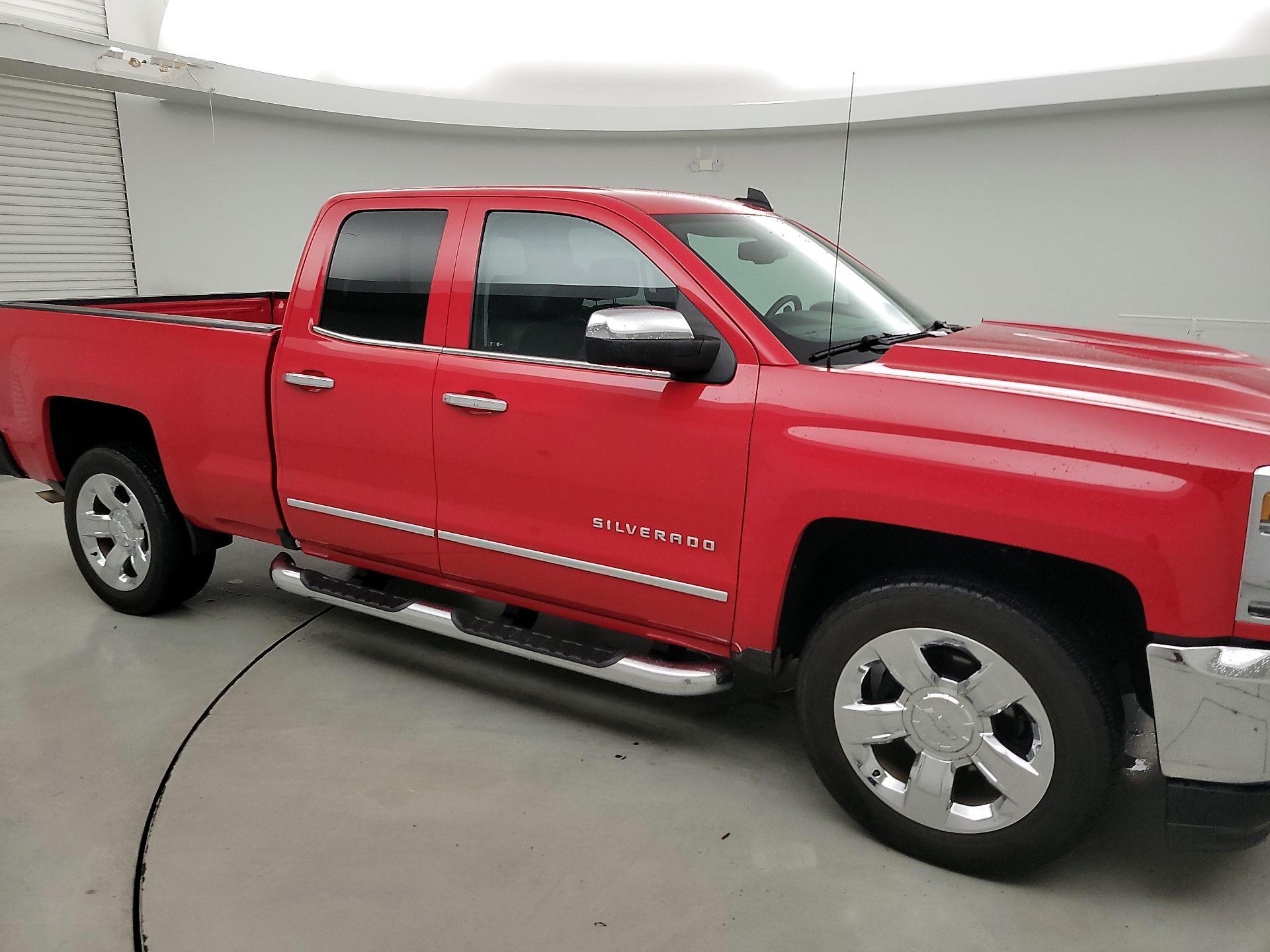 Thumbnail: 2017 Chevrolet Silverado 1500 - 4