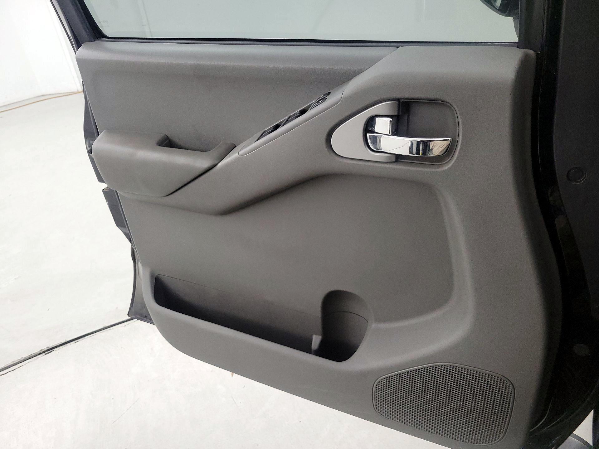 Thumbnail: 2014 Nissan Frontier - 12